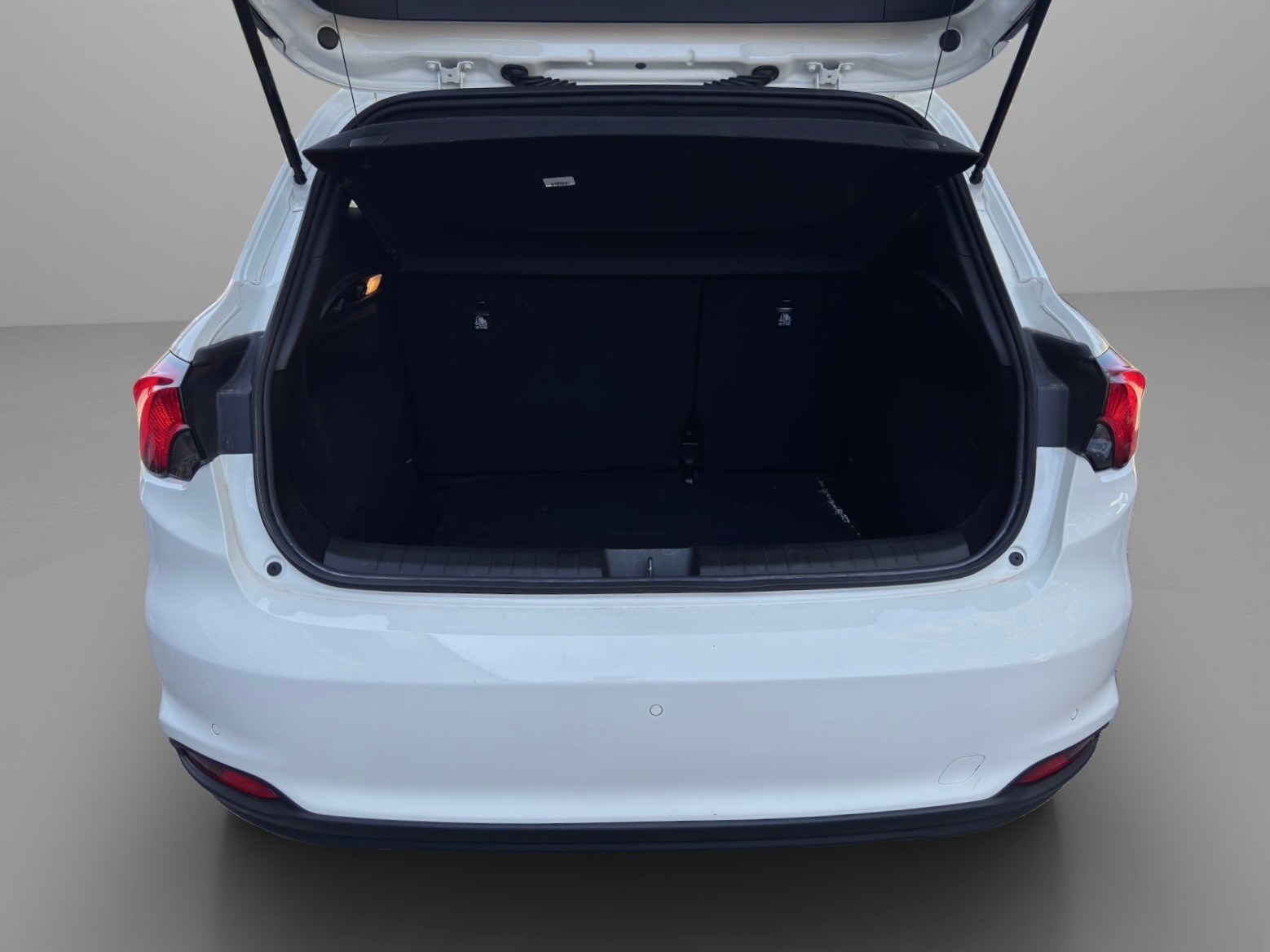 FIAT Tipo 1.6MJ S-Design DCT-6-image-11