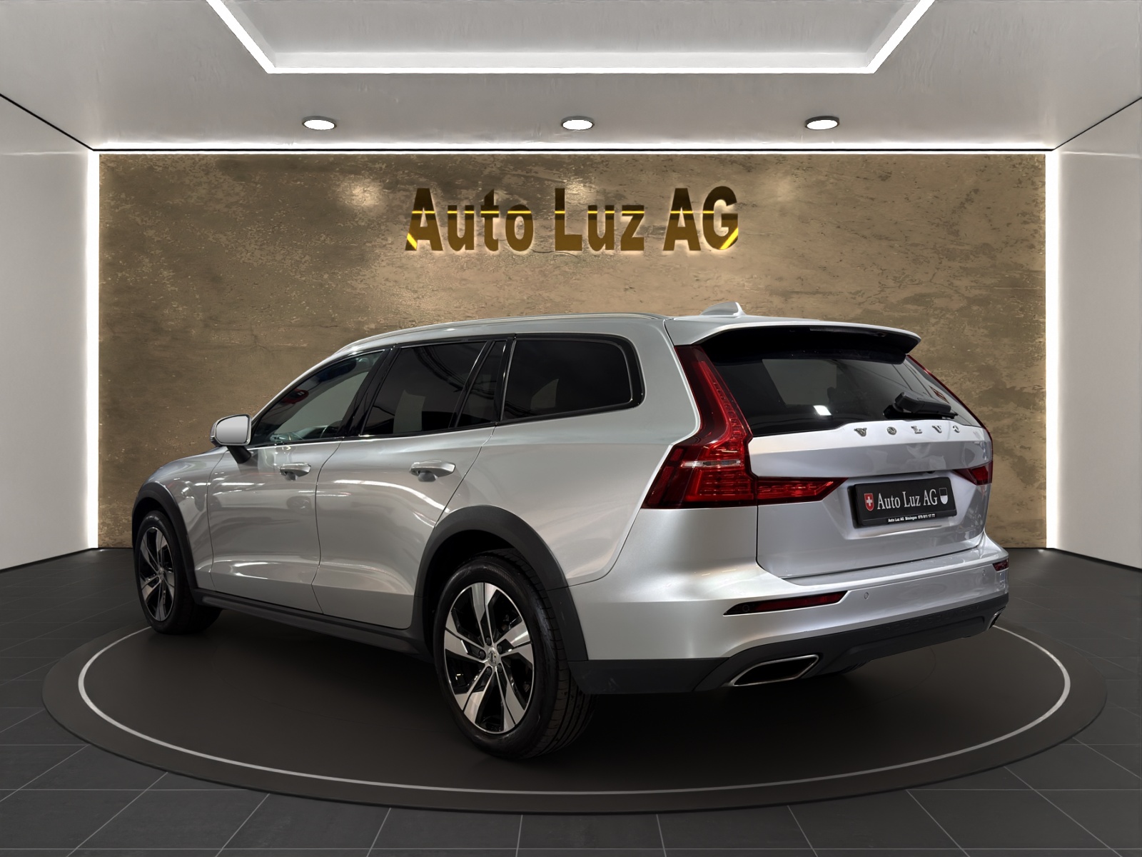 VOLVO V60 Cross Country B4 Diesel Mild Hybrid AWD Geartronic-image-6