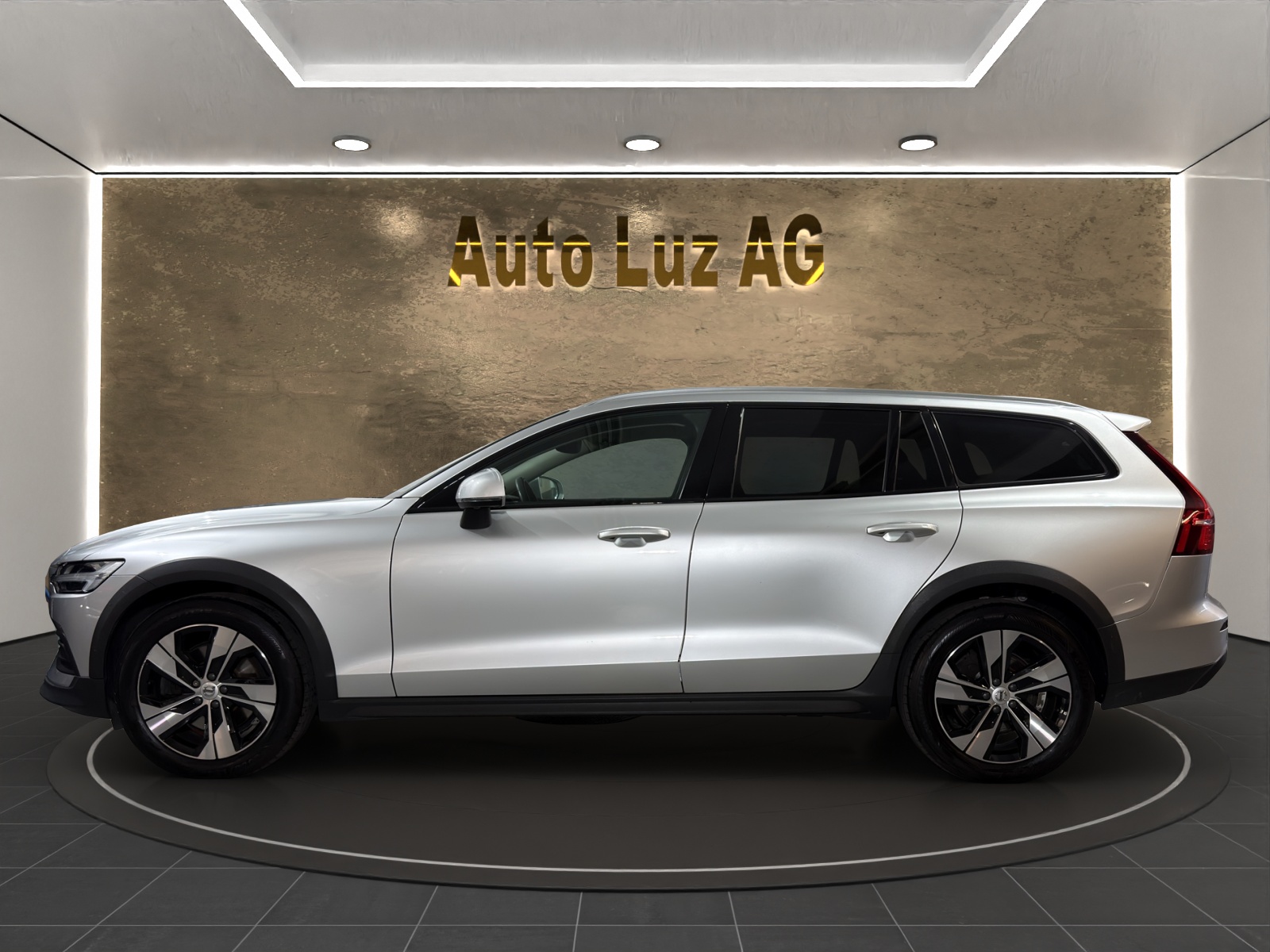 VOLVO V60 Cross Country B4 Diesel Mild Hybrid AWD Geartronic-image-4