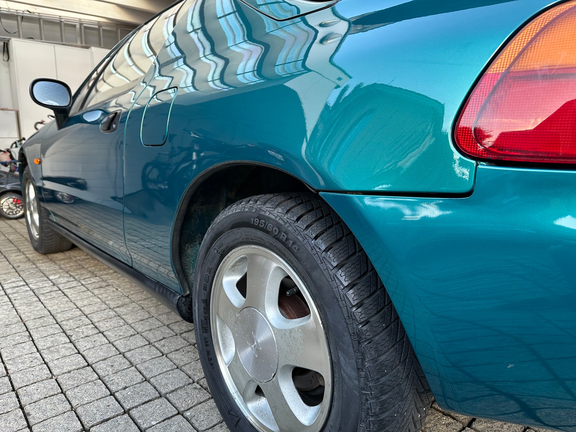 HONDA CRX 1.6i-16 V-TEC VTi-image-13