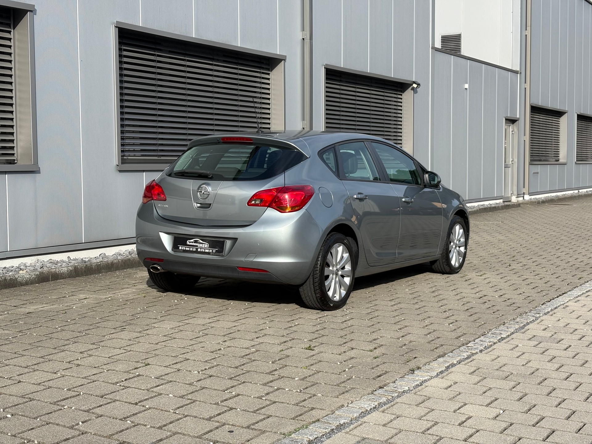 OPEL Astra 1.4i 16V Turbo Frisch ab MFK 10.09.2026 & Service-image-9