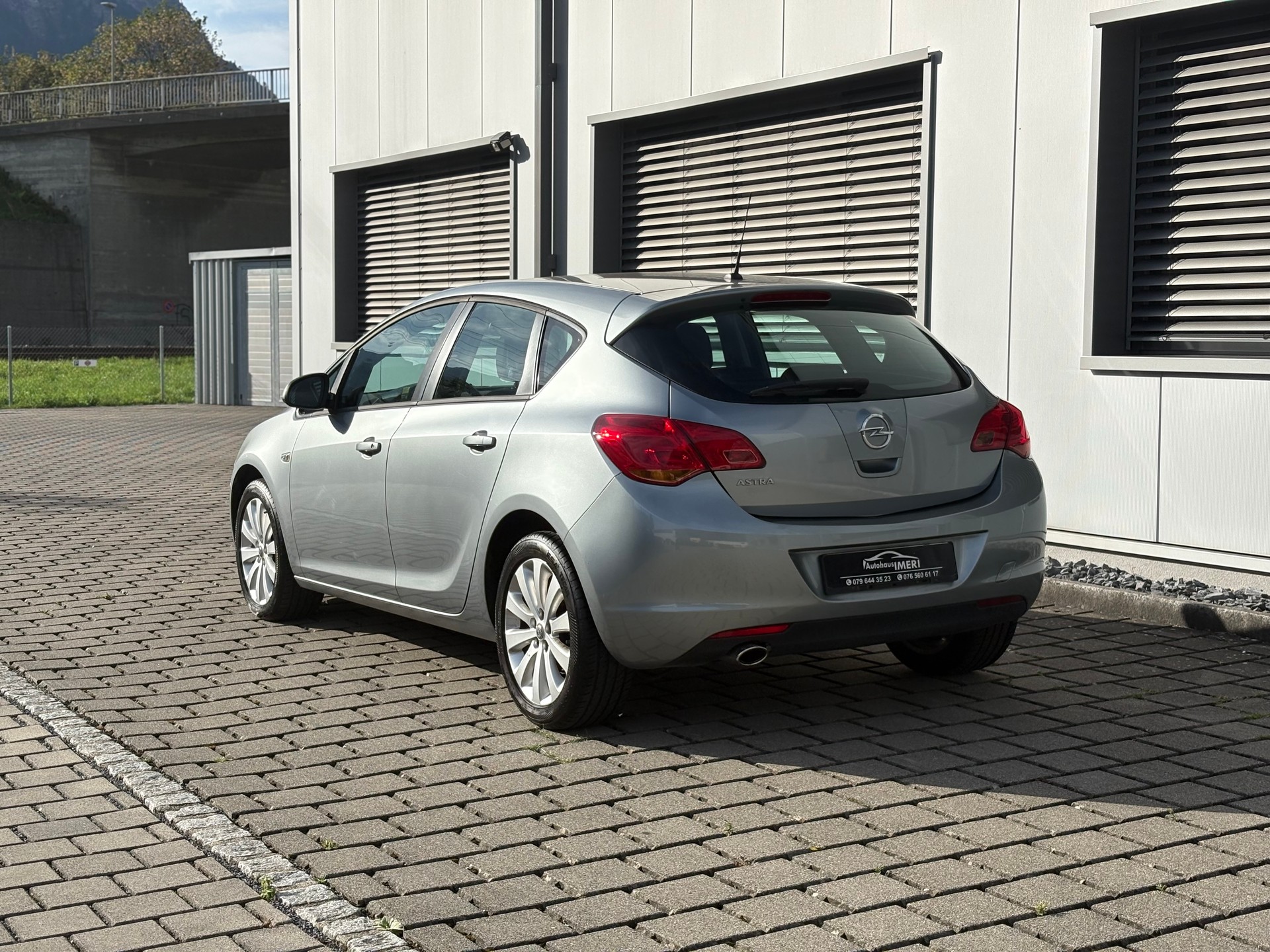 OPEL Astra 1.4i 16V Turbo Frisch ab MFK 10.09.2026 & Service-image-5