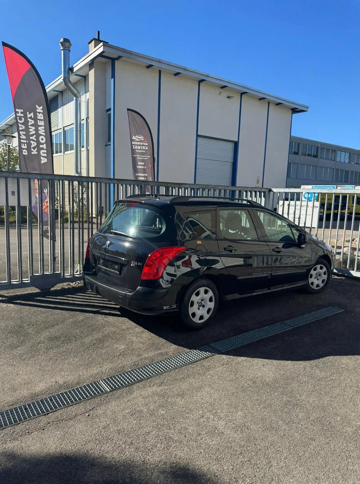PEUGEOT 308 SW 1.6 HDI Business Sehr Gepflegt Automat!!