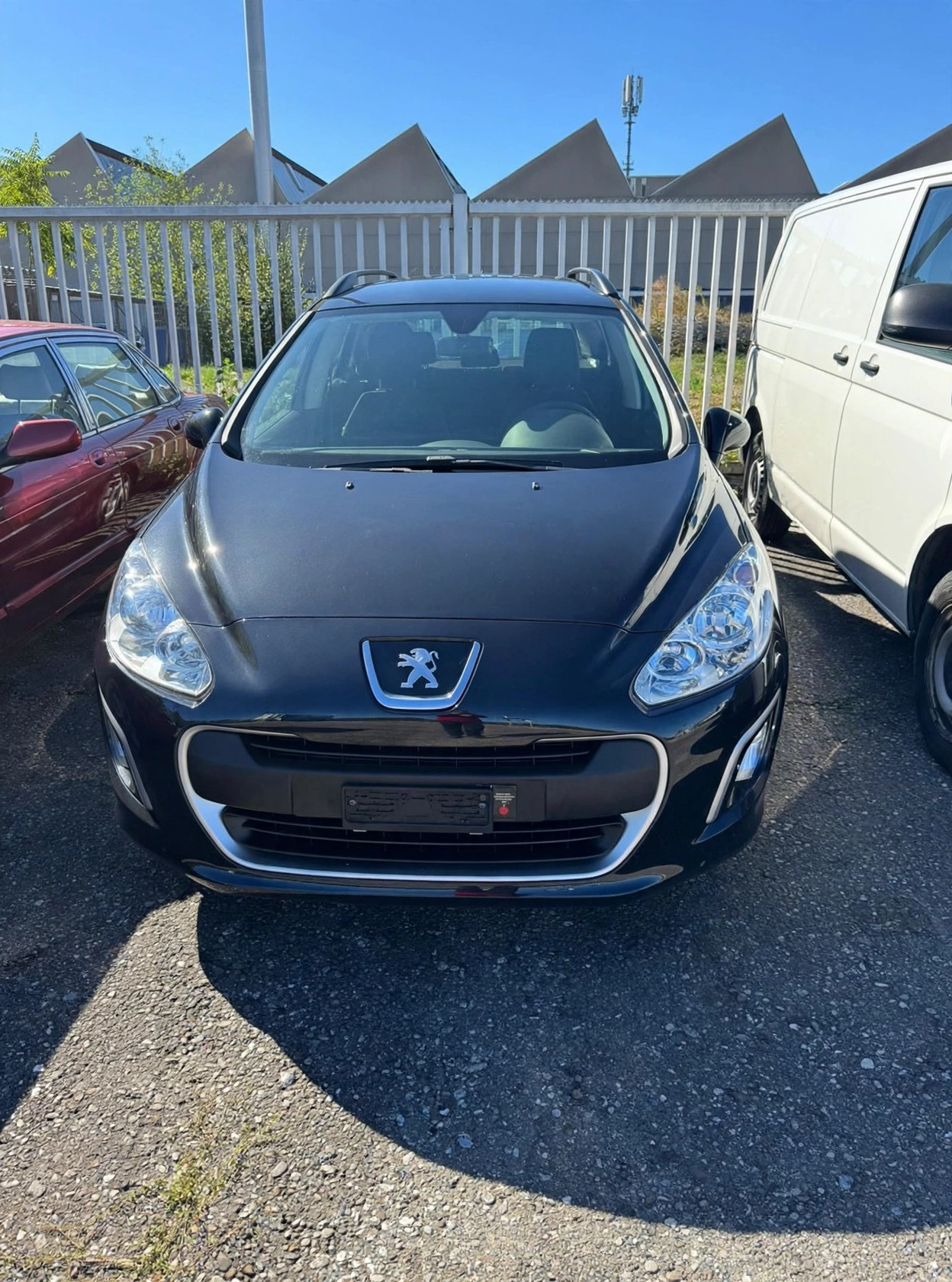 PEUGEOT 308 SW 1.6 HDI Business Sehr Gepflegt Automat!!-image-4