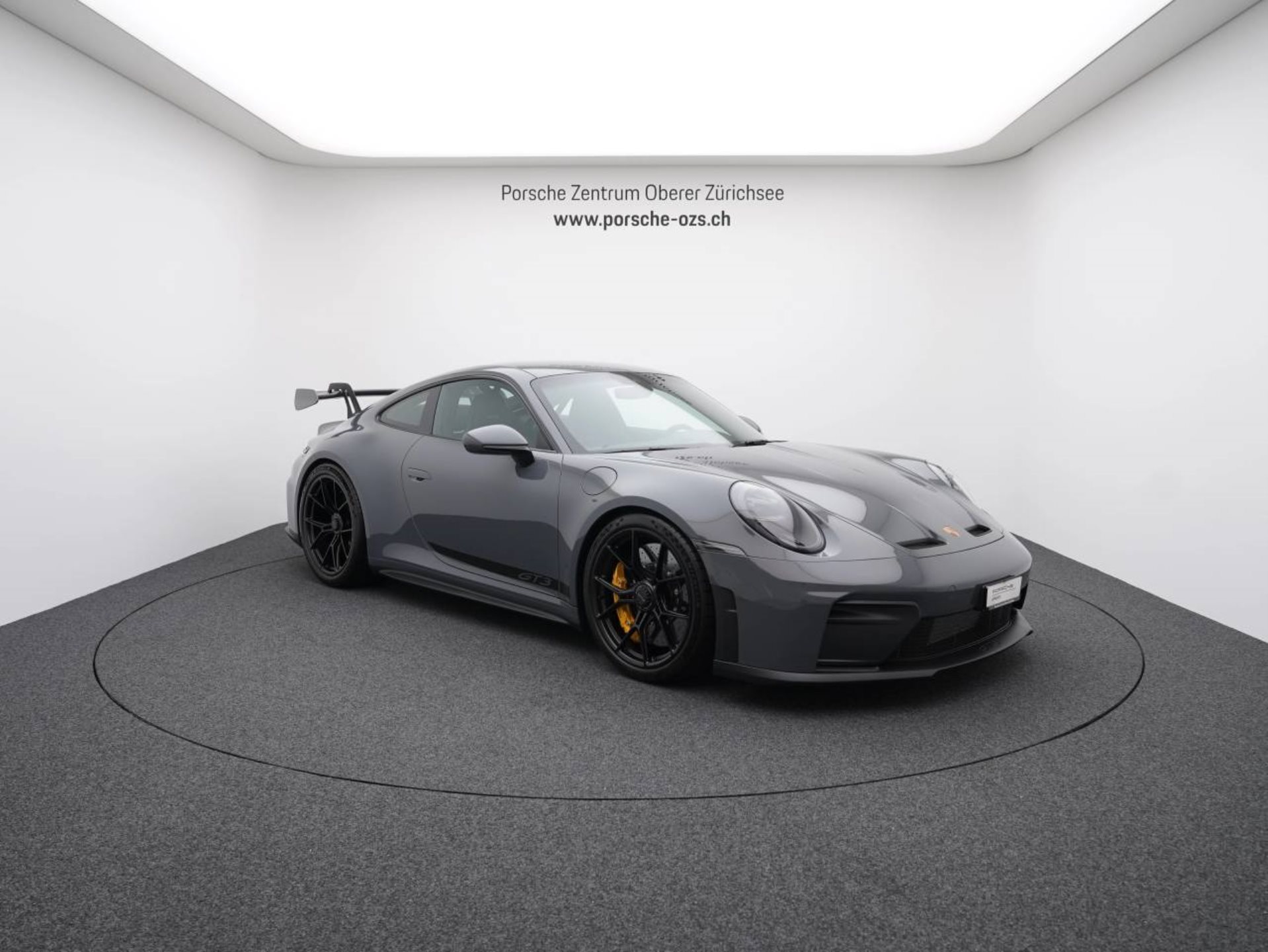 PORSCHE 911 GT3-image-8