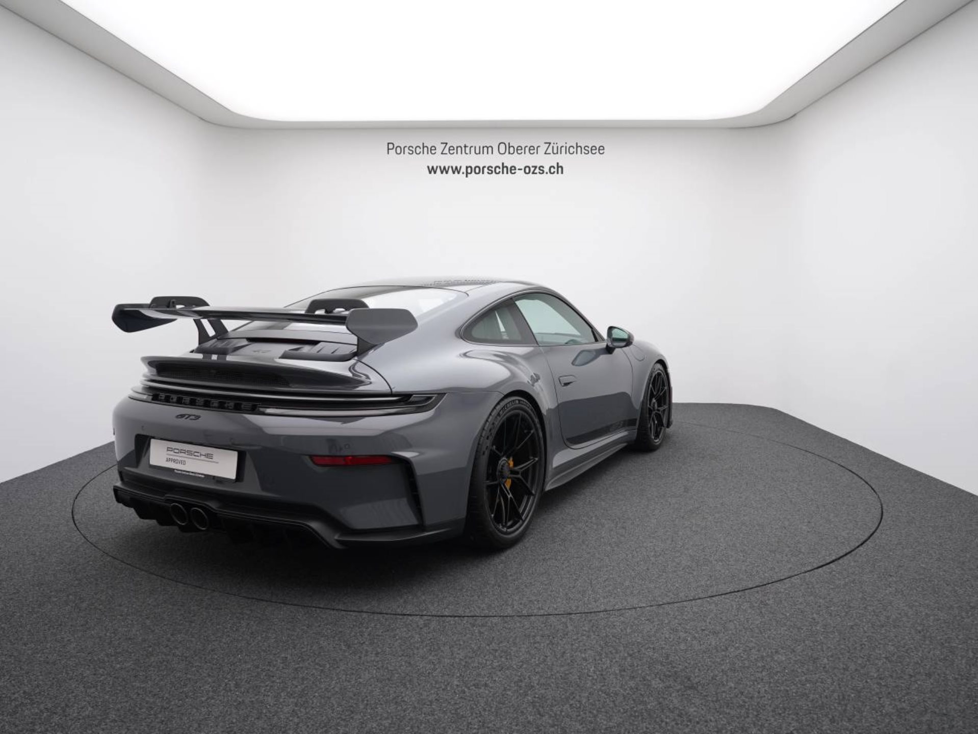 PORSCHE 911 GT3-image-6