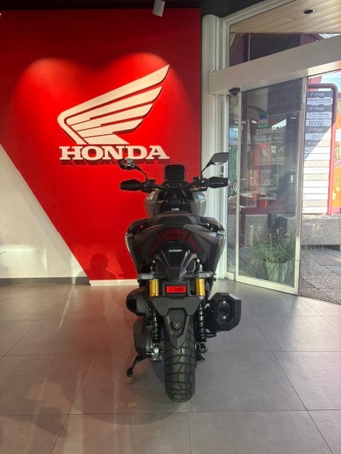 HONDA ADV 350-image-3