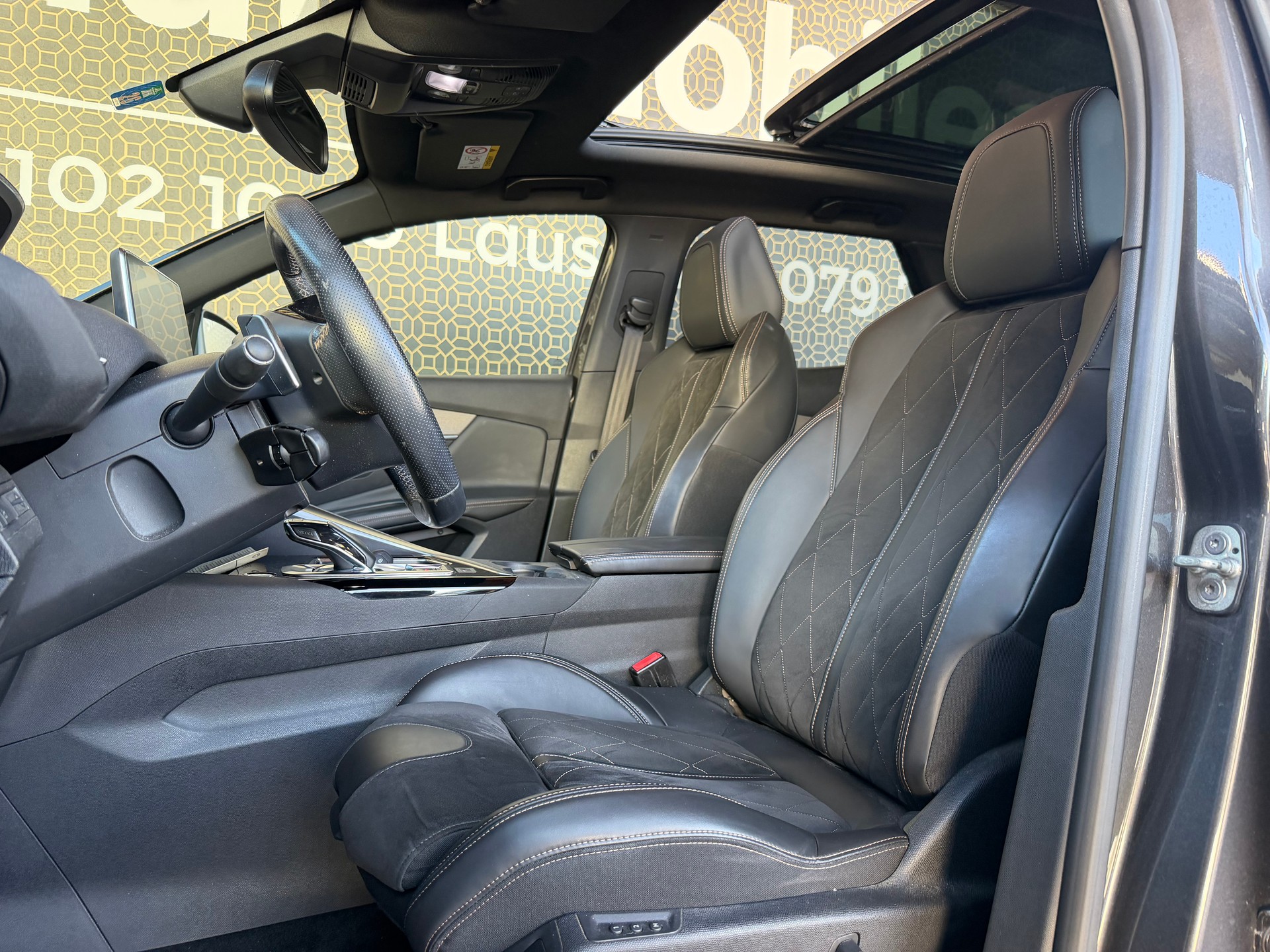 PEUGEOT 3008 2.0 BlueHDi GT EAT-showroom-element-2