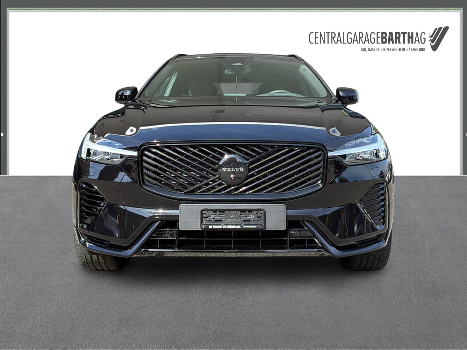 VOLVO XC60 2.0 T6 TE Black Edition eAWD-showroom-element-1