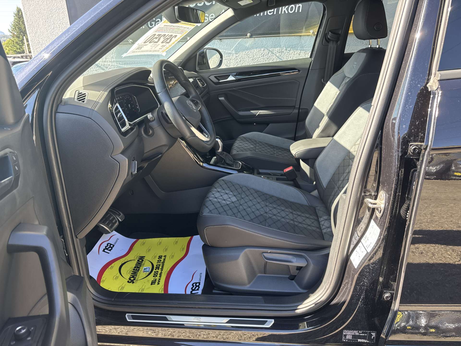 VW T-Roc 1.5 TSi EVO R-Line DSG-Automat-image-12