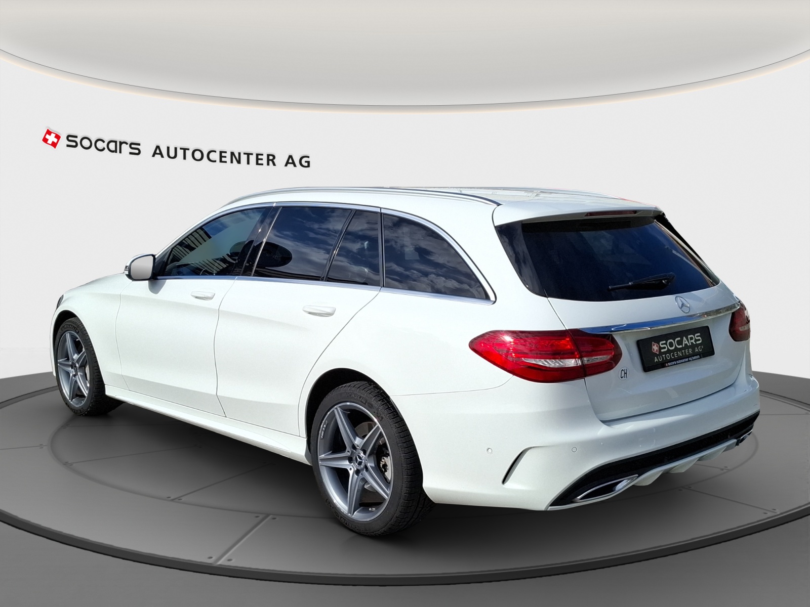 MERCEDES-BENZ C 250 d Swiss Star AMG Line 4Matic 9G-Tronic-image-4