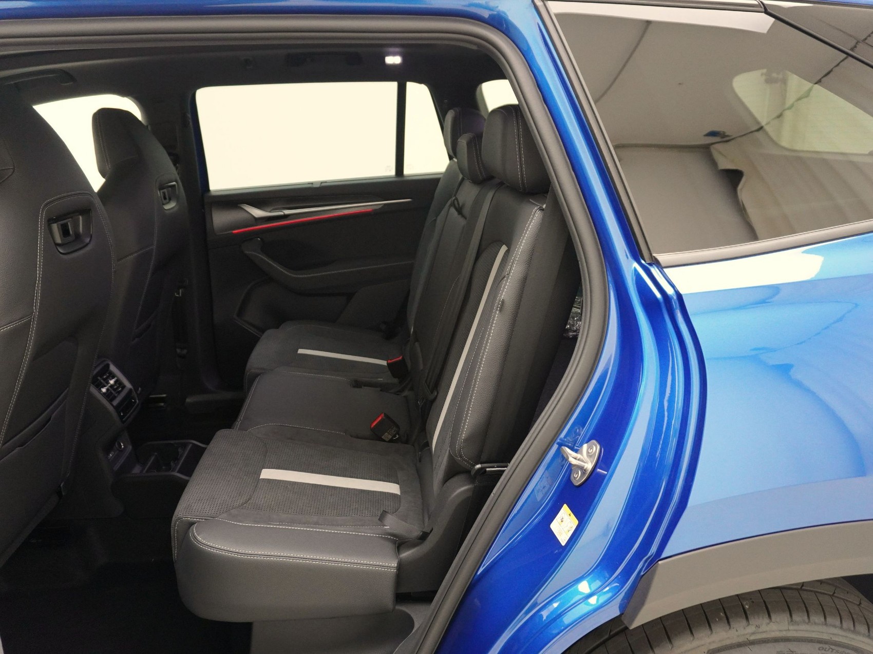 SKODA Kodiaq 2.0 TSI SportLine-image-14