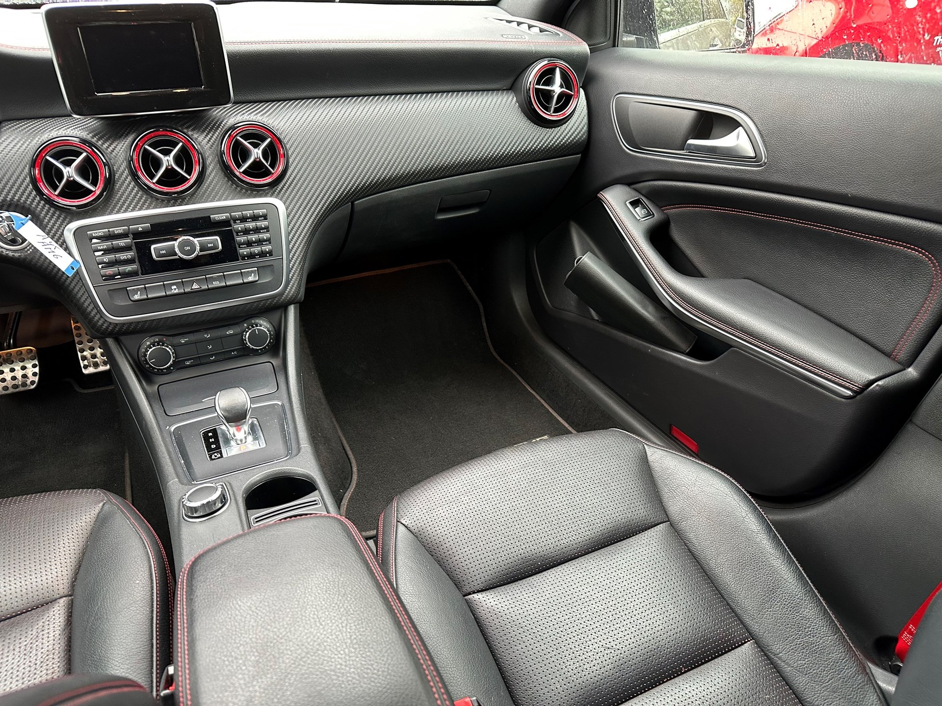 MERCEDES-BENZ A 45 AMG 4Matic Speedshift 7G-DCT-image-17