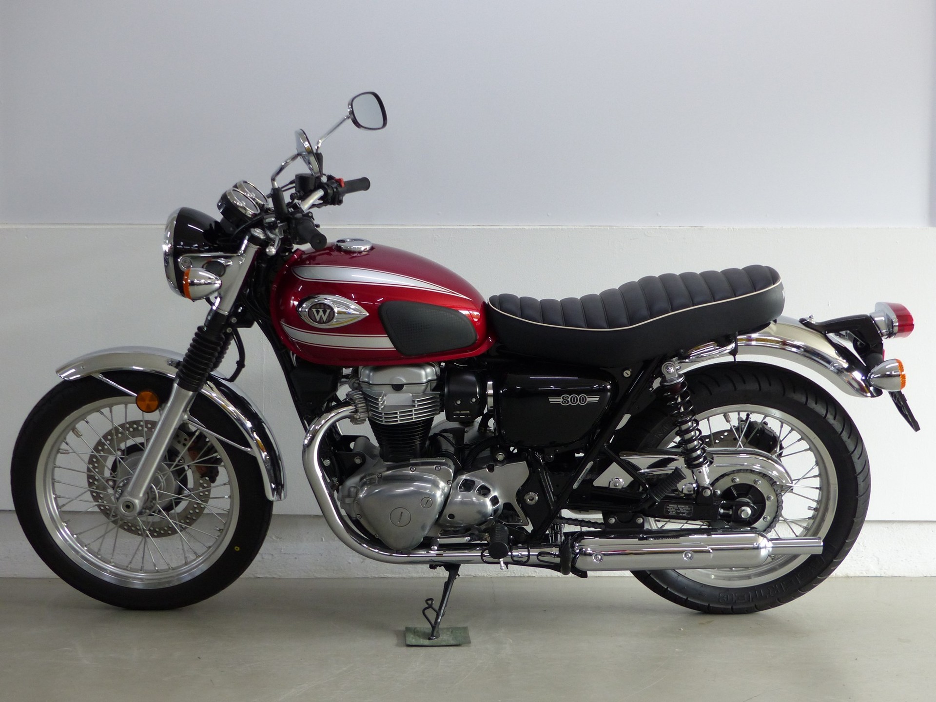KAWASAKI W 800-image-2
