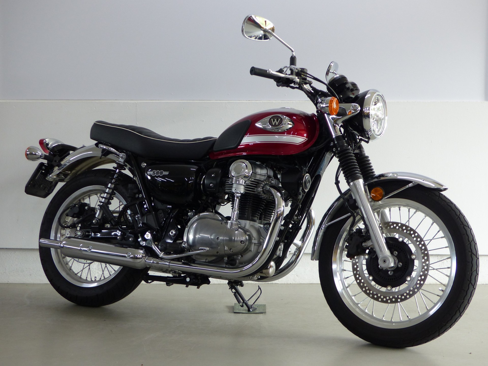 KAWASAKI W 800-image-1
