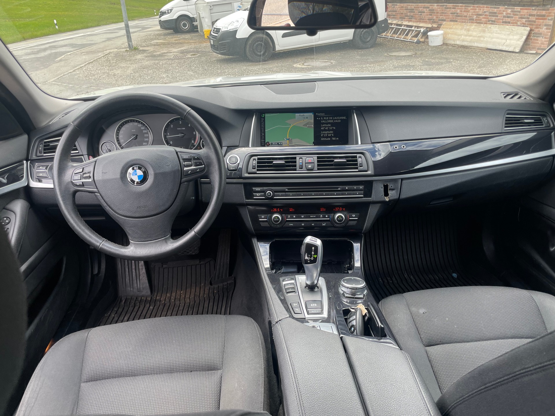 BMW 530d Touring xDrive Steptronic-image-6