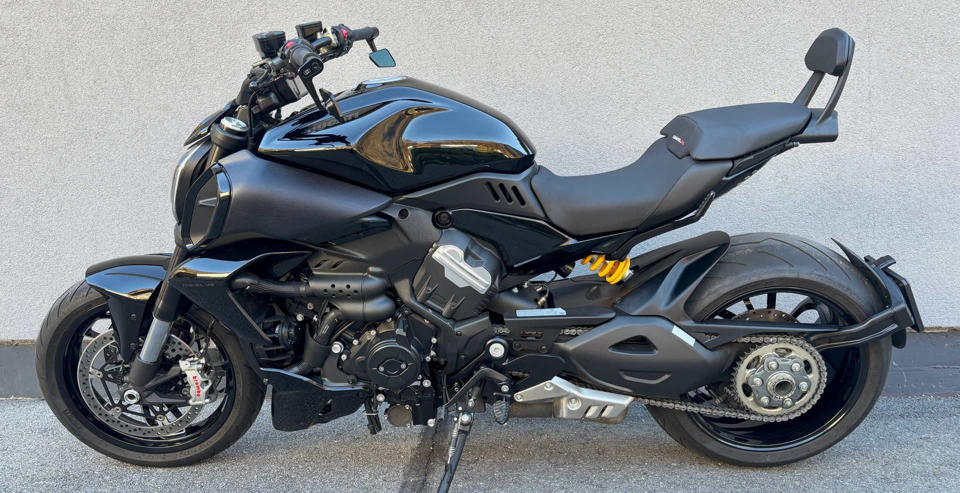 DUCATI Diavel V4-image-3