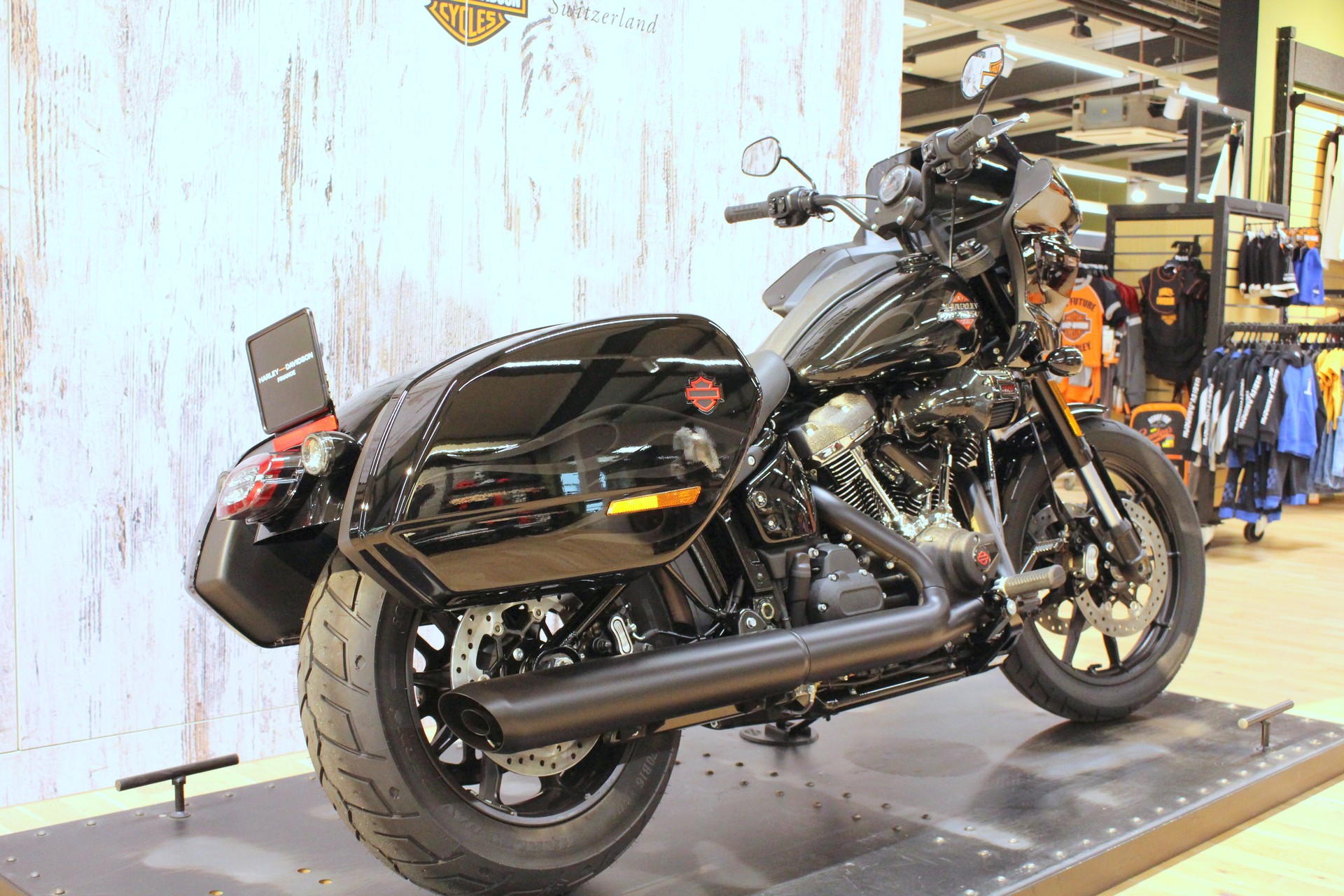 HARLEY-DAVIDSON FXLRST Low Rider ST-image-3