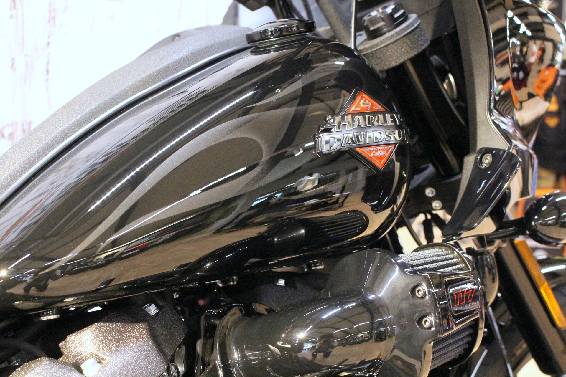 HARLEY-DAVIDSON FXLRST Low Rider ST-image-4