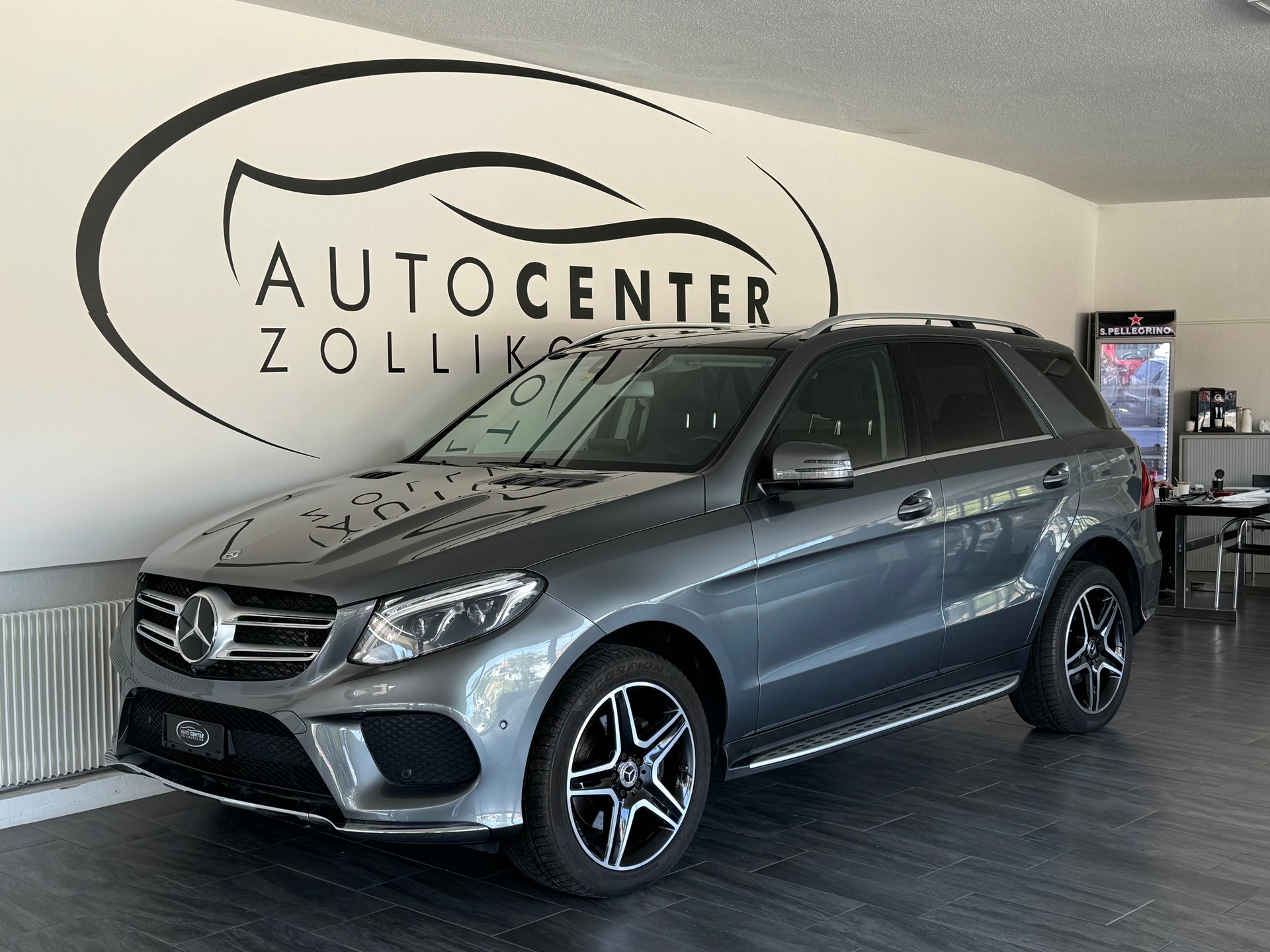 MERCEDES-BENZ AMG-Line GLE 350 d Executive 4Matic 9G-Tronic-showroom-element-1