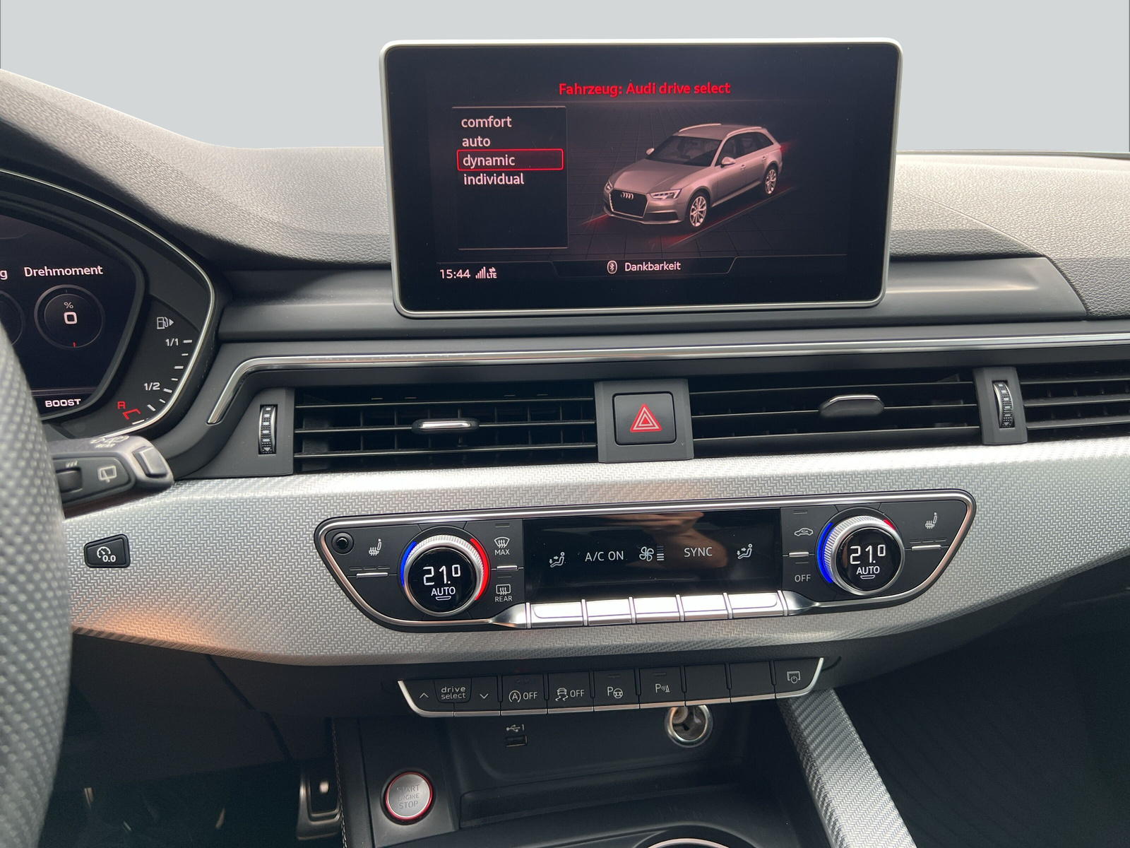 AUDI RS4 Avant 2.9 TFSI quattro tiptronic-image-14