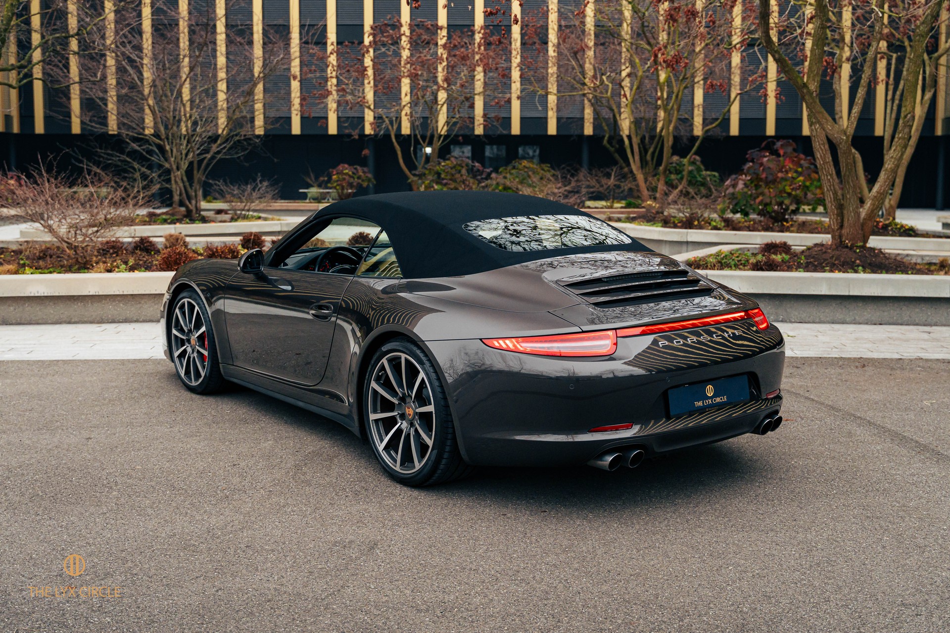 PORSCHE 911 Cabrio Carrera 4S PDK-image-5
