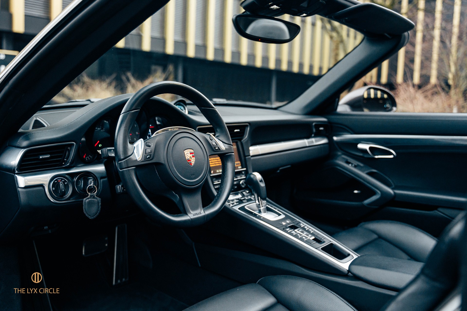 PORSCHE 911 Cabrio Carrera 4S PDK-image-11