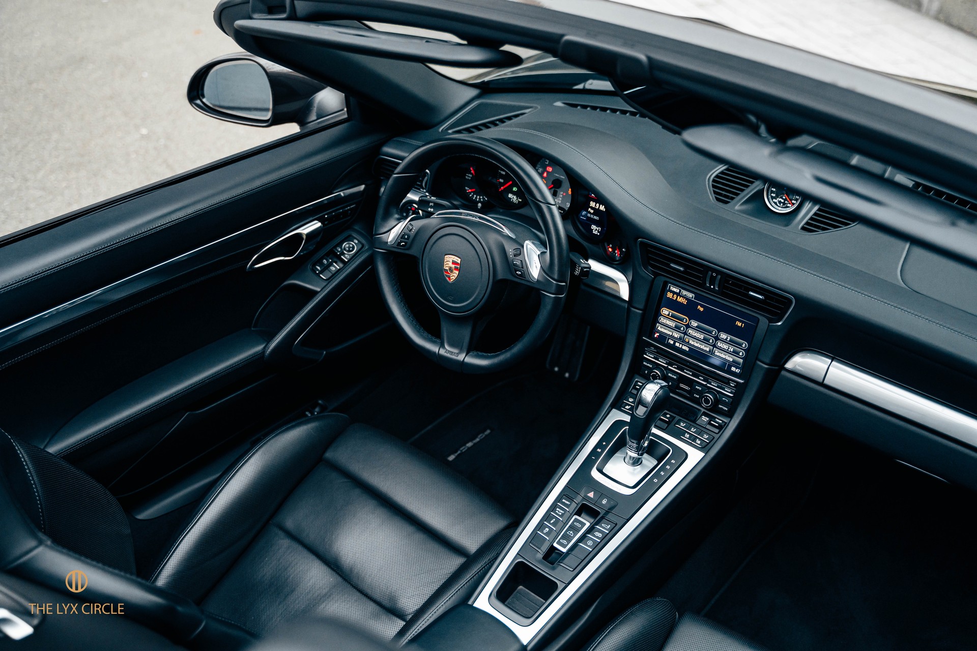 PORSCHE 911 Cabrio Carrera 4S PDK-image-13