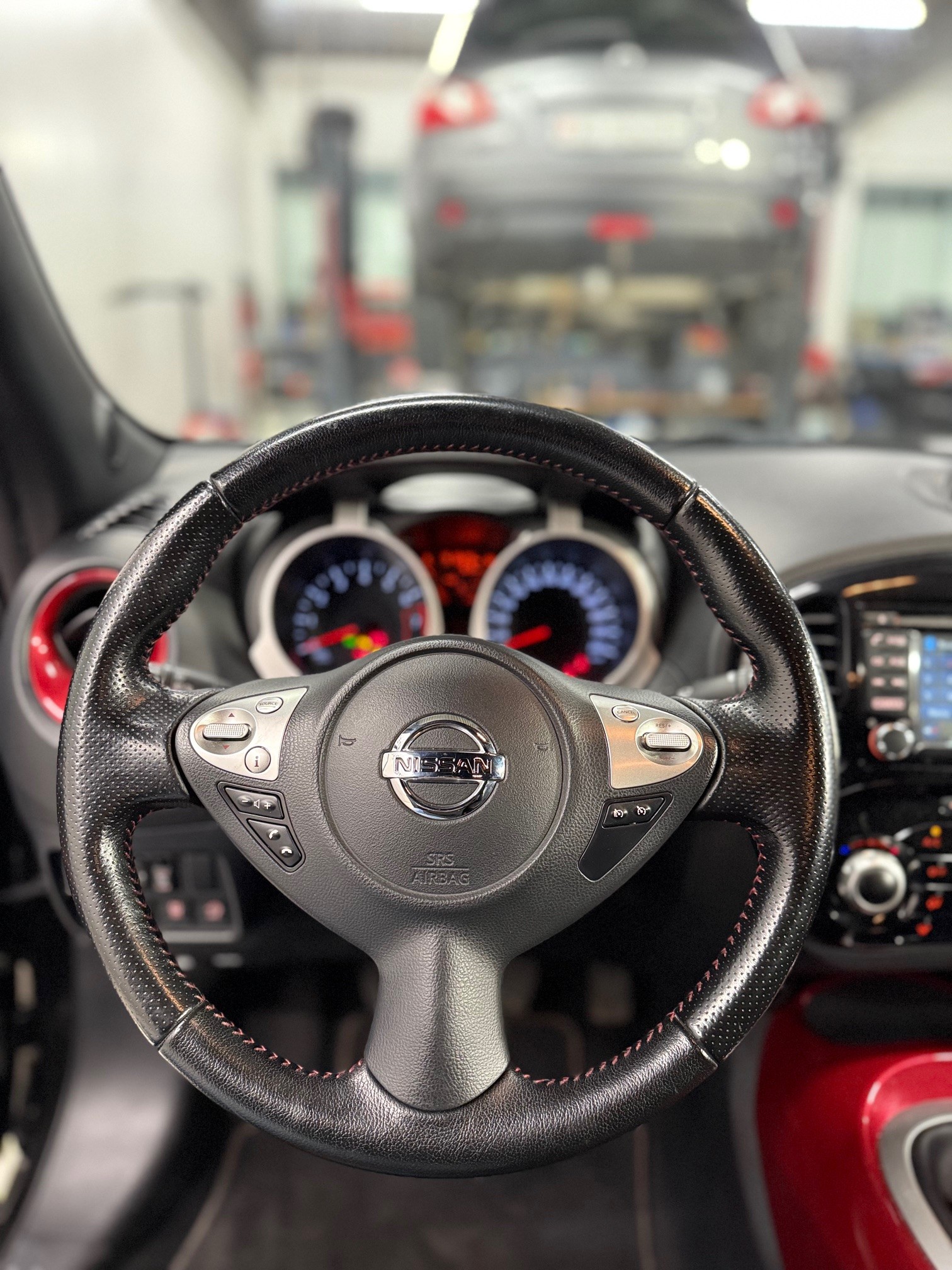 NISSAN Juke 1.6 DIG-T tekna-image-12