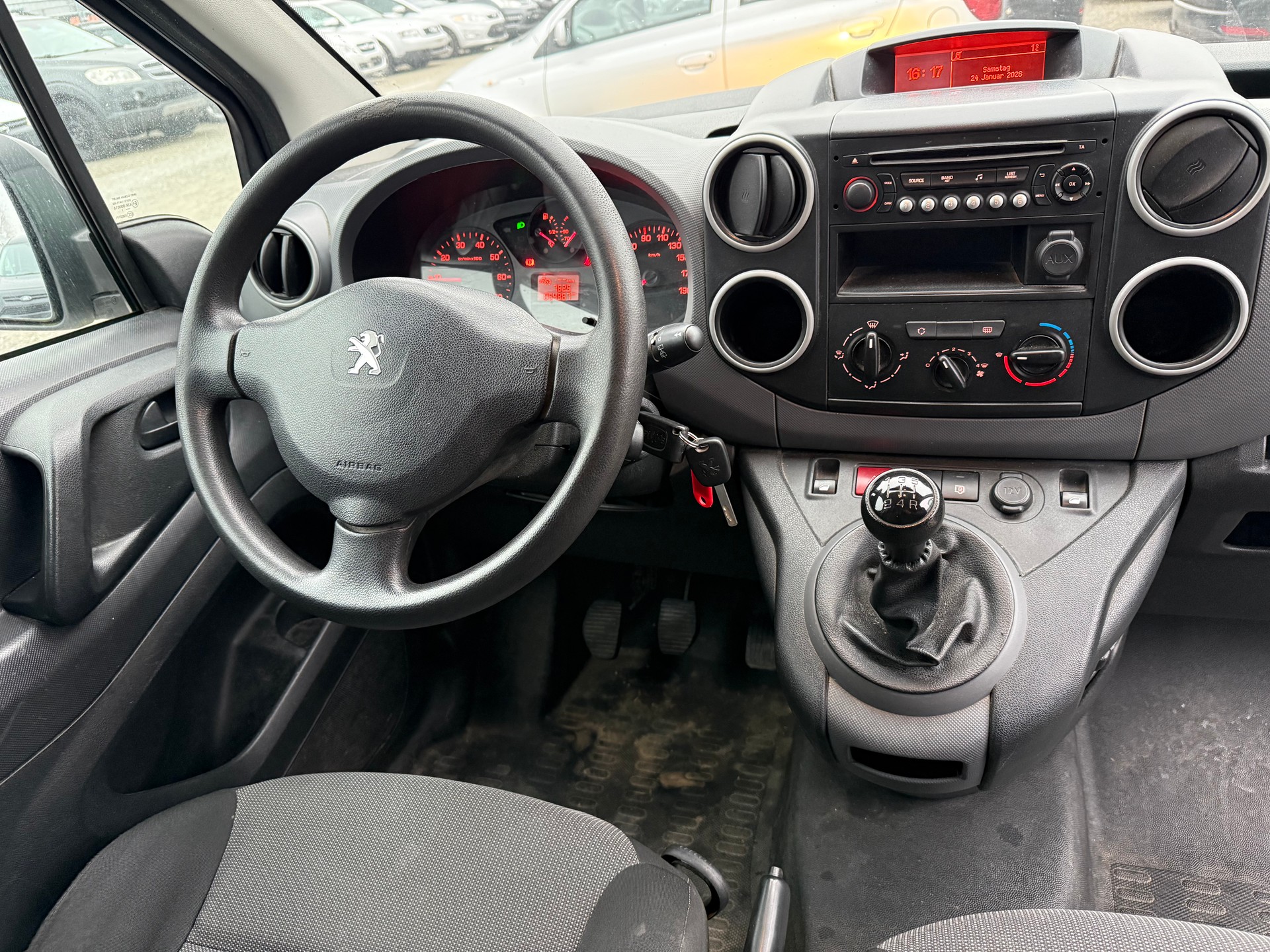 PEUGEOT Partner 1.6 VTi Active-image-7