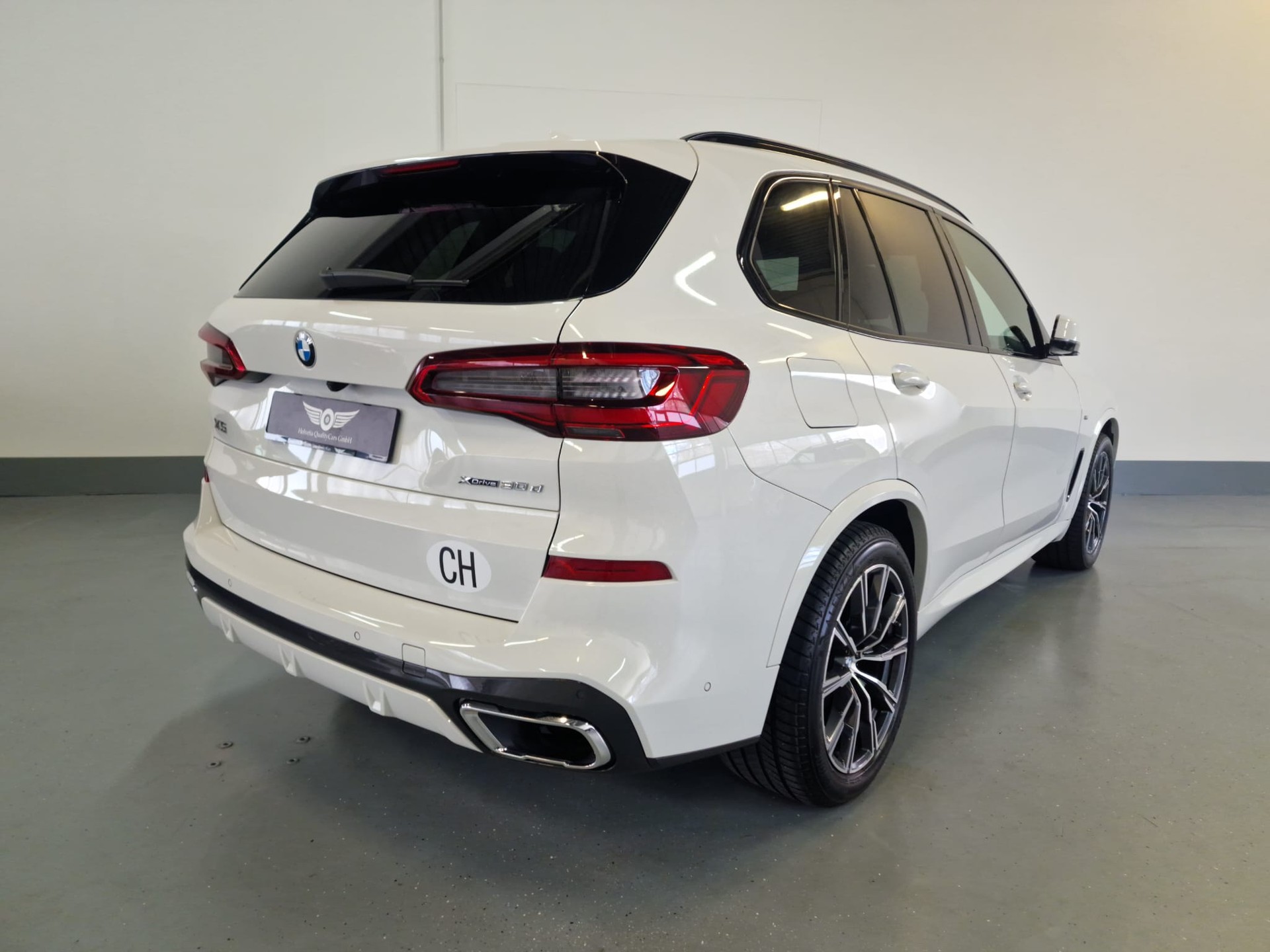 BMW X5 xDrive 30d Steptronic-image-14