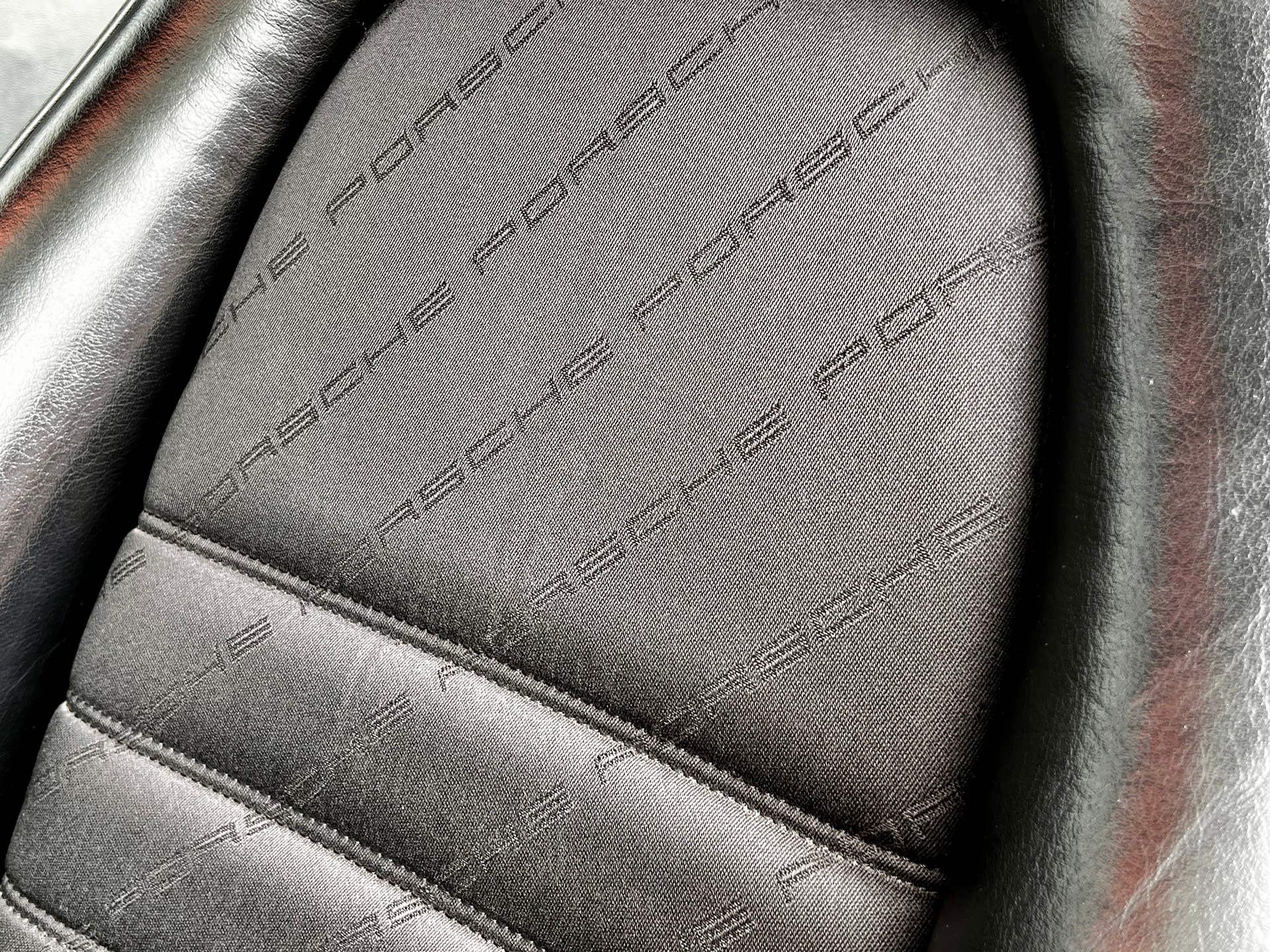 PORSCHE 911 Targa 3.6 Carrera 4-image-20