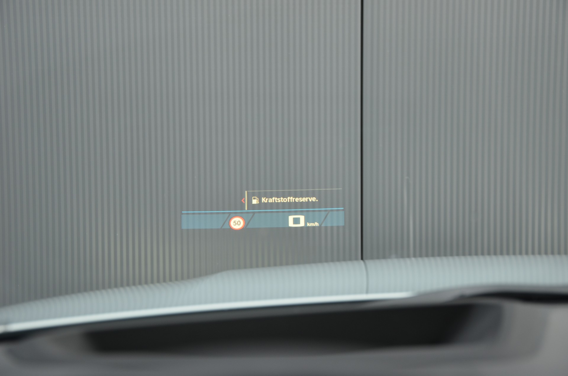 BMW M3 Touring xDrive Competition M-image-18