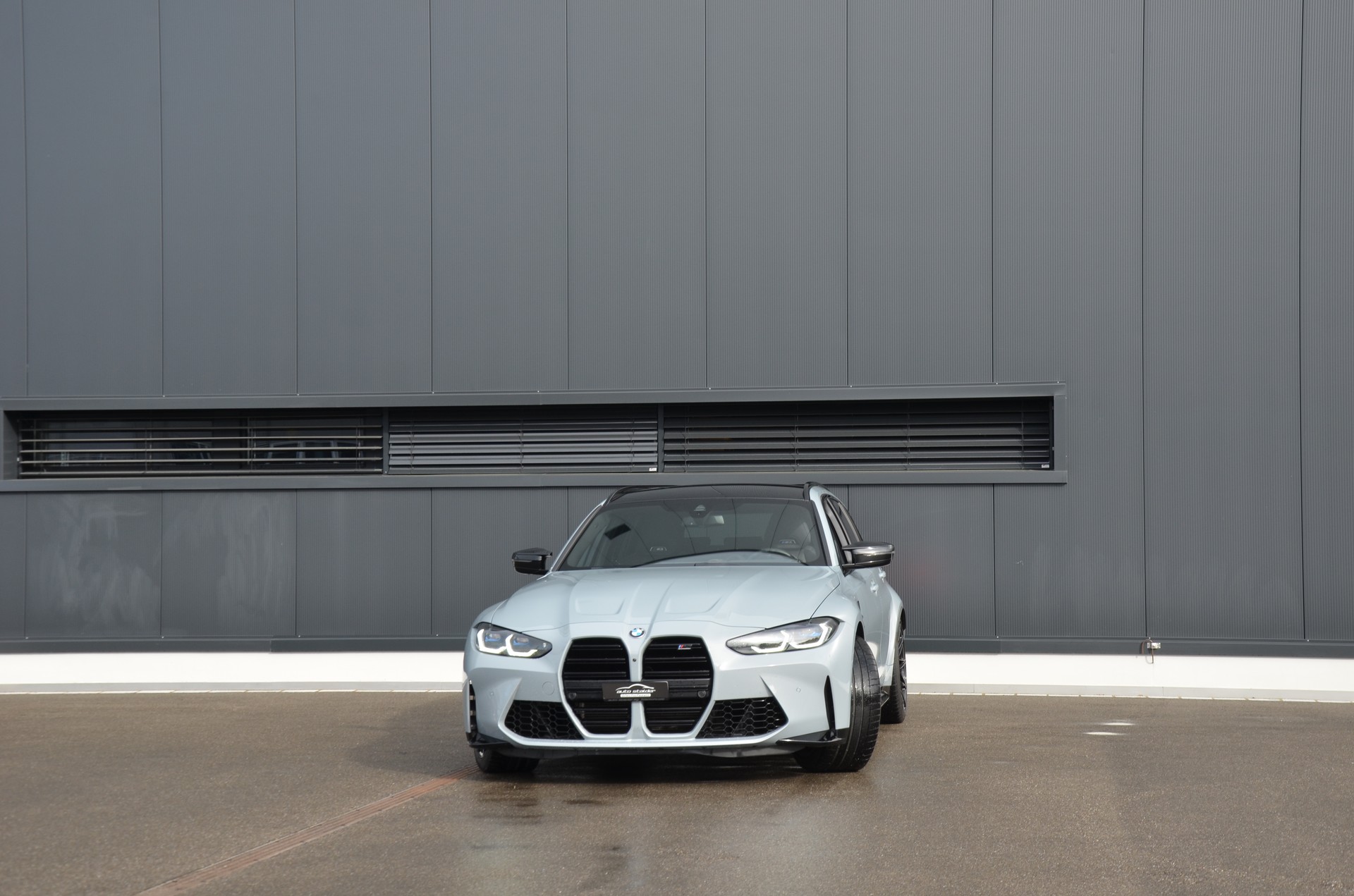 BMW M3 Touring xDrive Competition M-image-4