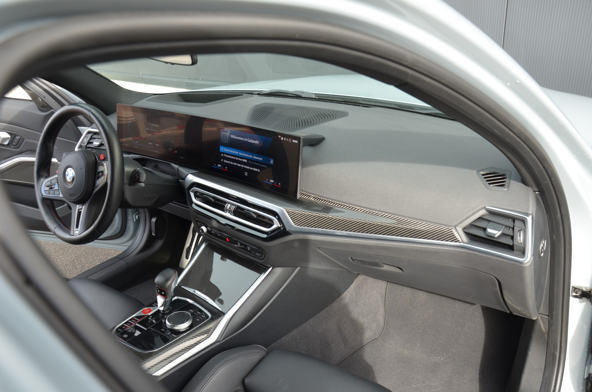 BMW M3 Touring xDrive Competition M-image-16