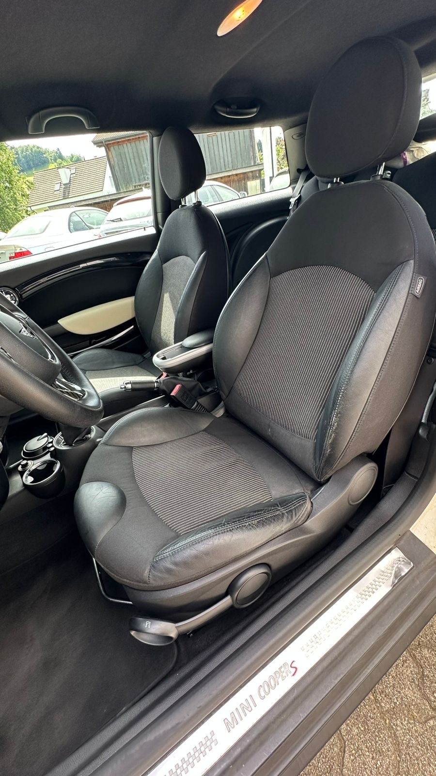 MINI Cooper S-image-11