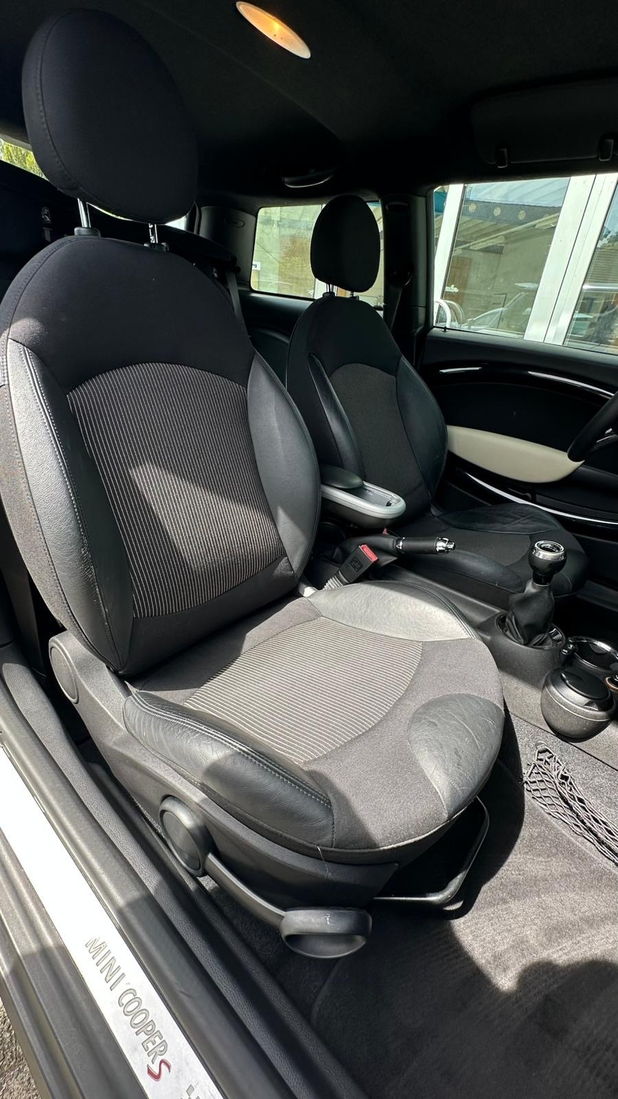 MINI Cooper S-image-5