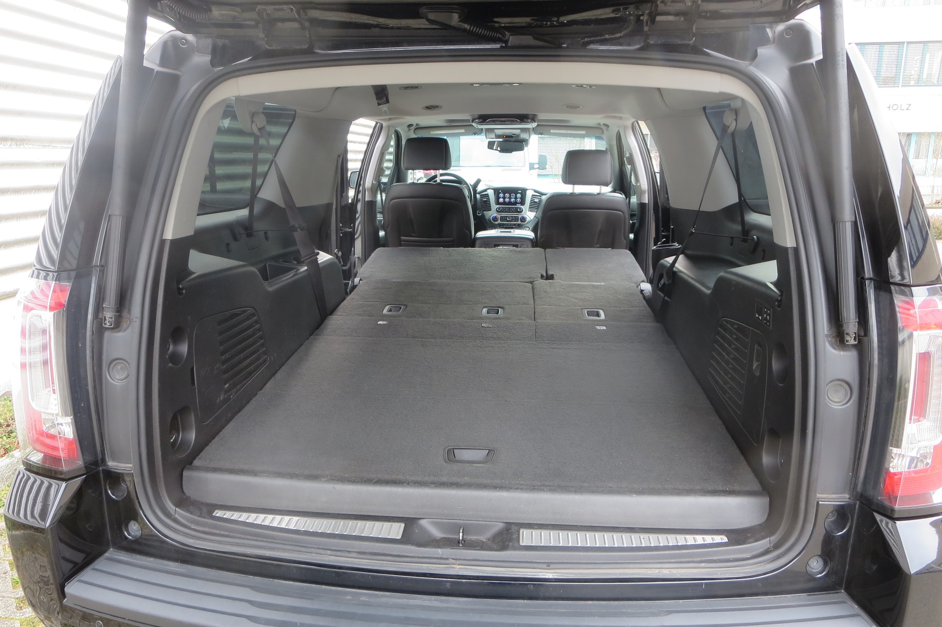 GMC Yukon SLT 5.3 V8 XL-image-16