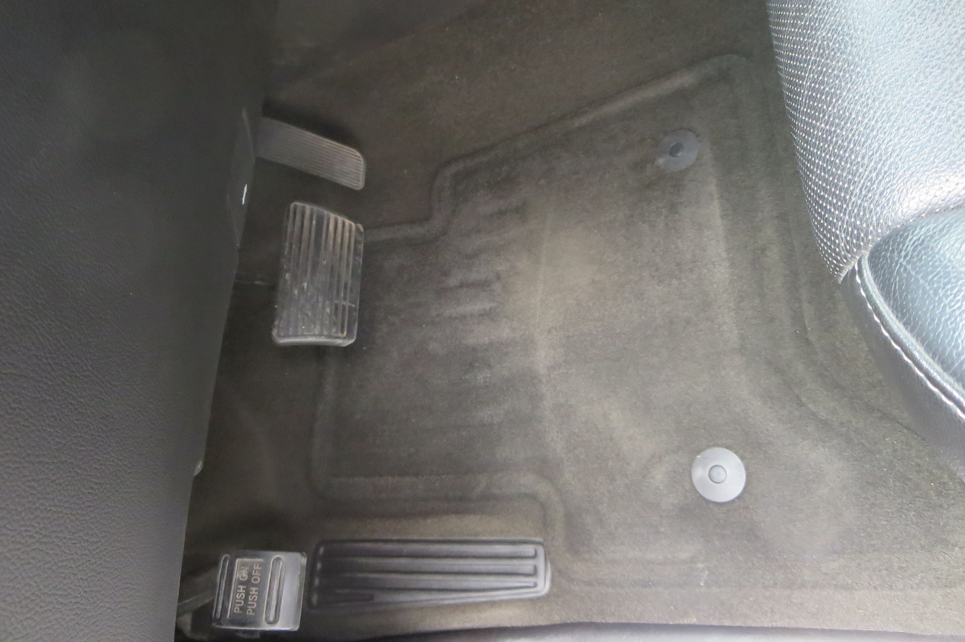 GMC Yukon SLT 5.3 V8 XL-image-7