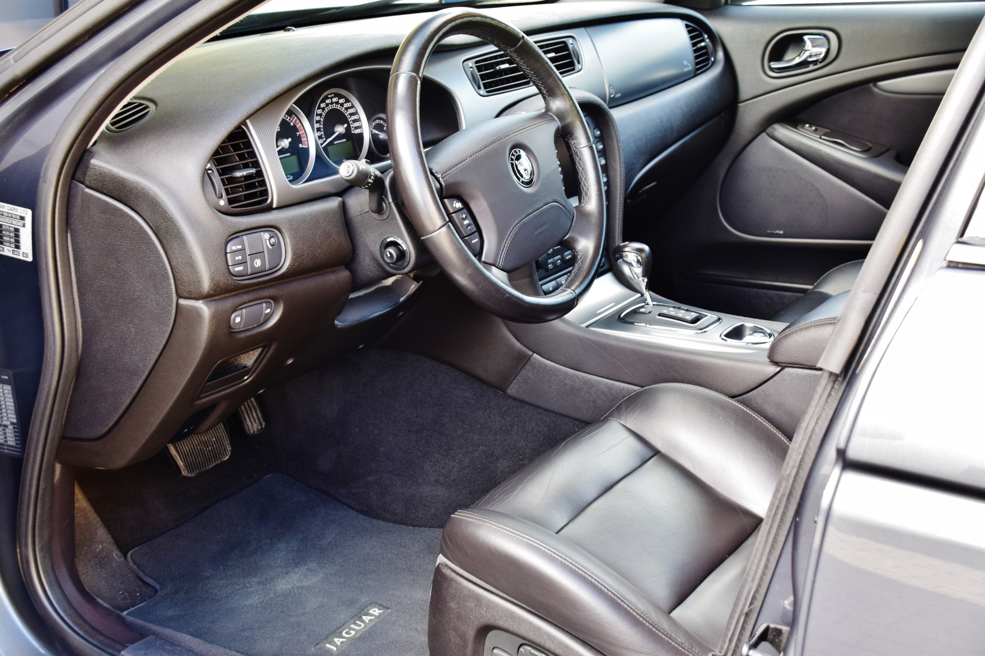 JAGUAR S-Type 4.2 V8 S/C R-image-8