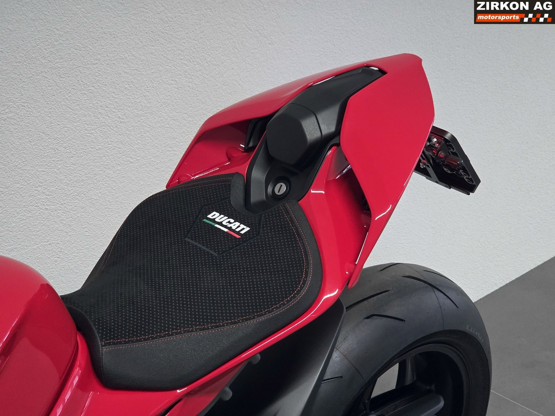 DUCATI Streetfighter V4 S | Essenza II-image-13