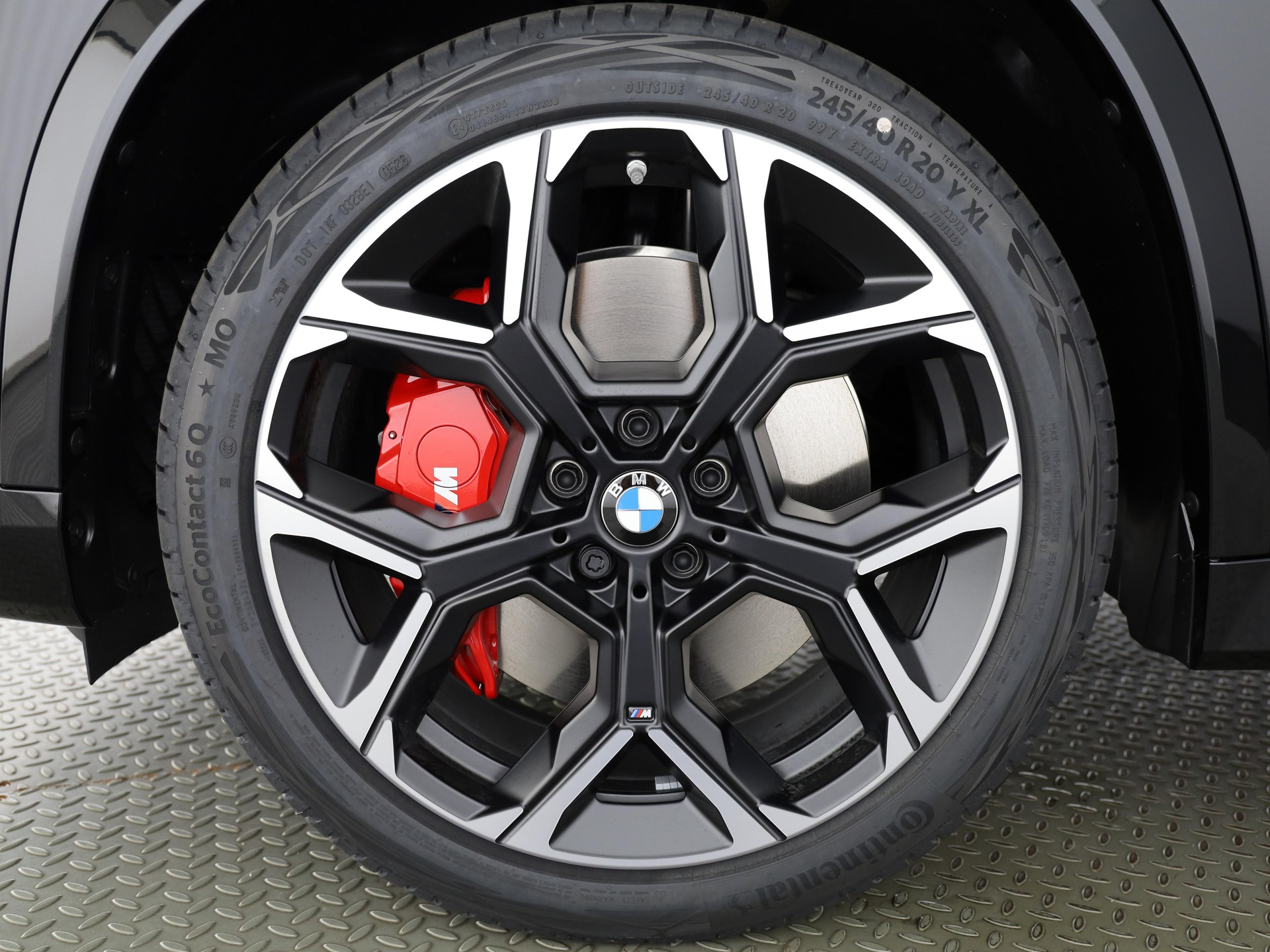 BMW X1 M35i-image-6
