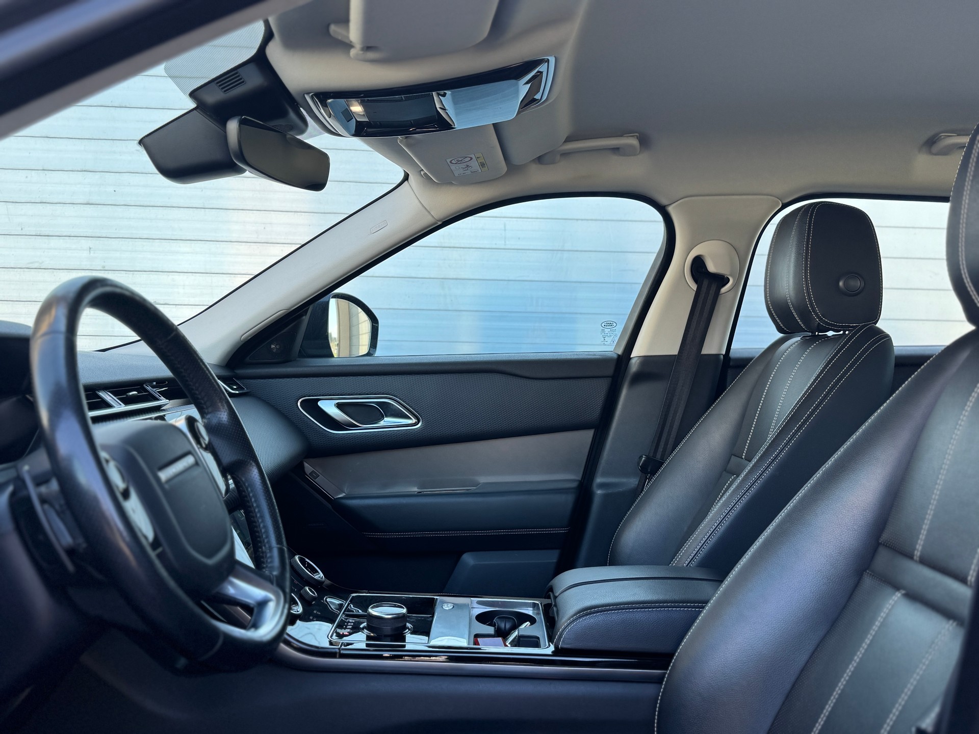 LAND ROVER Range Rover Velar P 250 S Automatic-image-5
