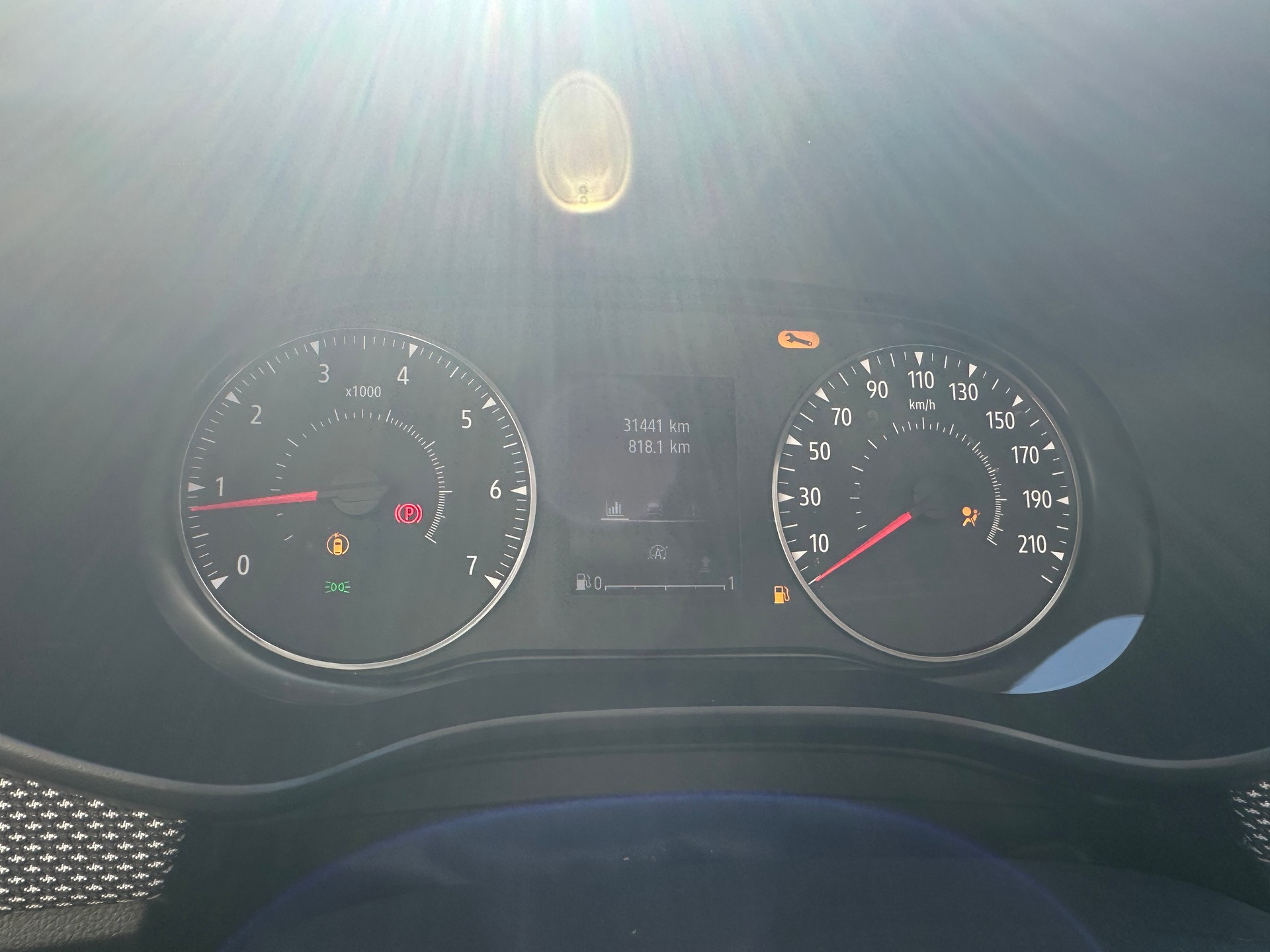 DACIA Jogger TCe 110 Extreme-image-14