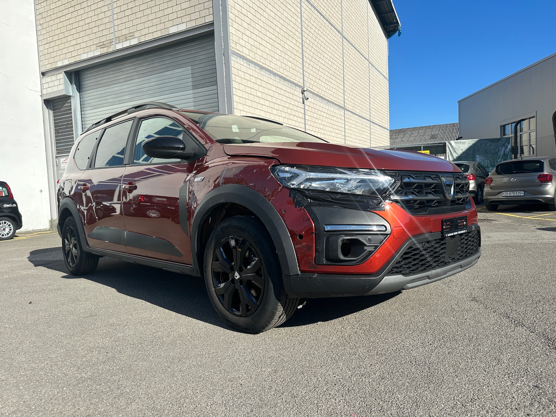 DACIA Jogger TCe 110 Extreme-image-1