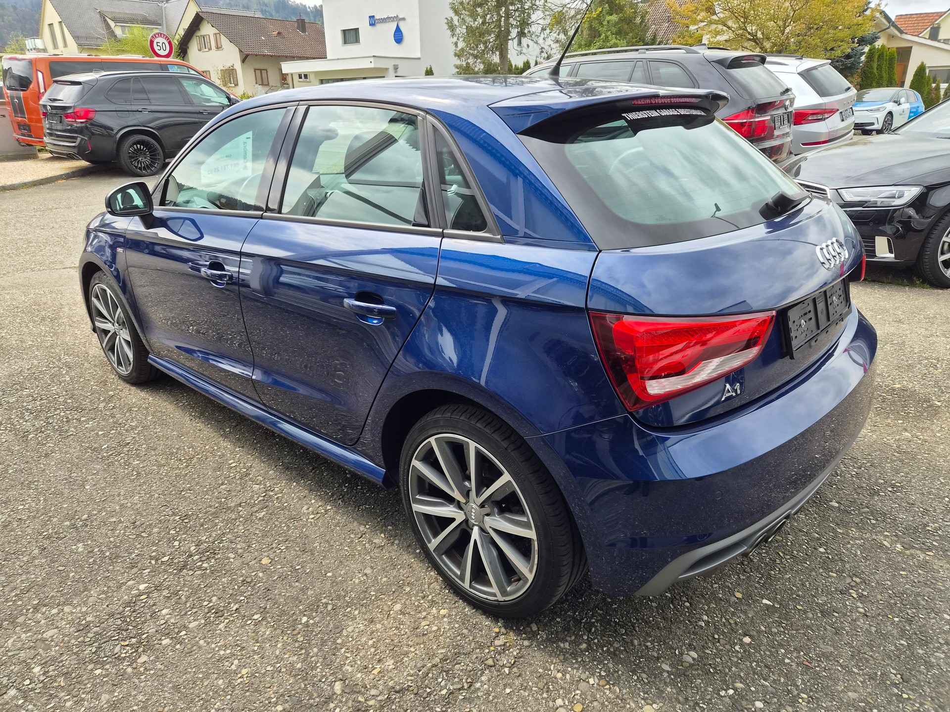 AUDI A1 Sportback 1.4 TFSI Sport S-tronic-showroom-element-3