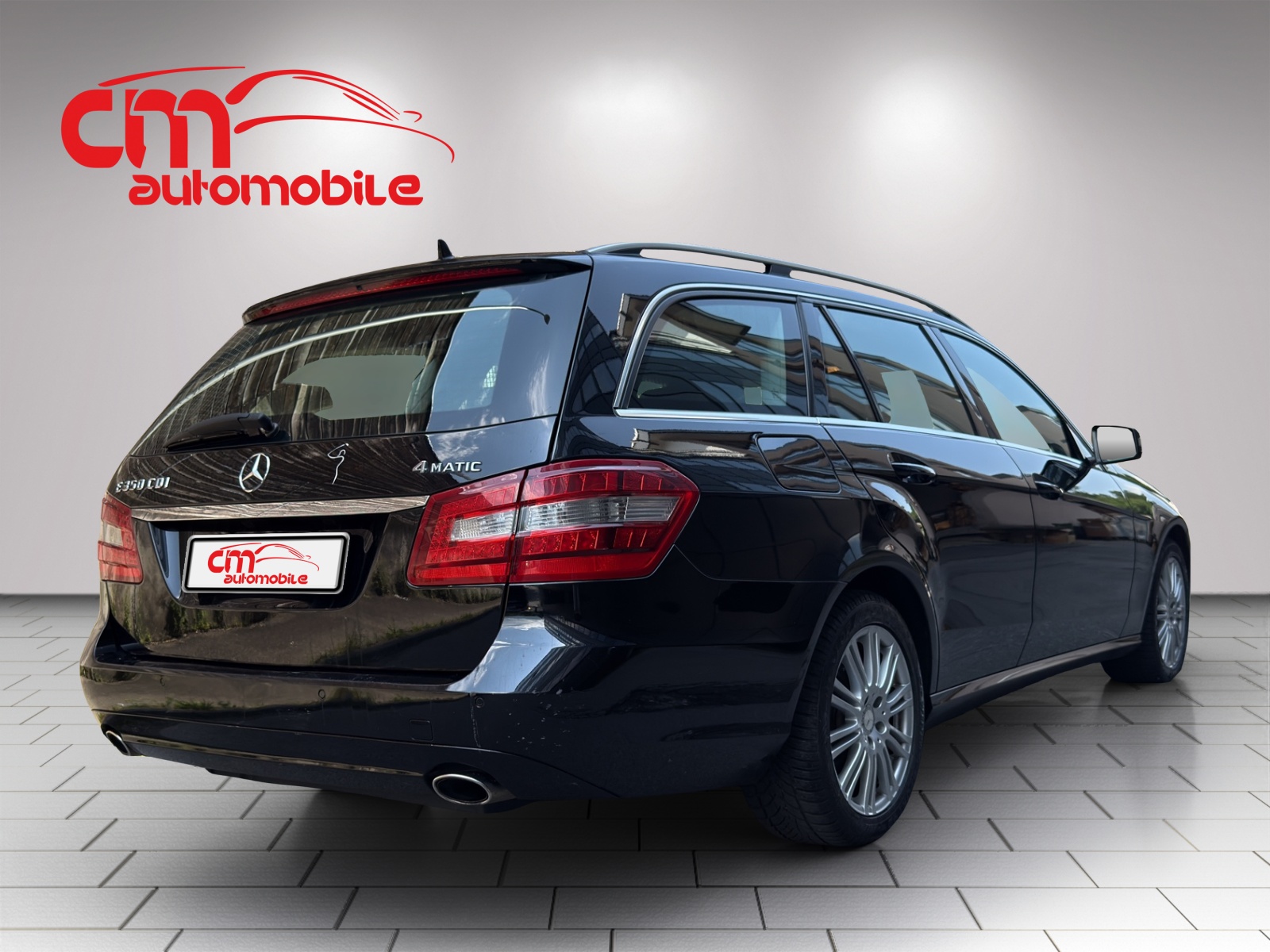 MERCEDES-BENZ E 350 CDI BlueEfficiency 4Matic 7G-Tronic-showroom-element-2