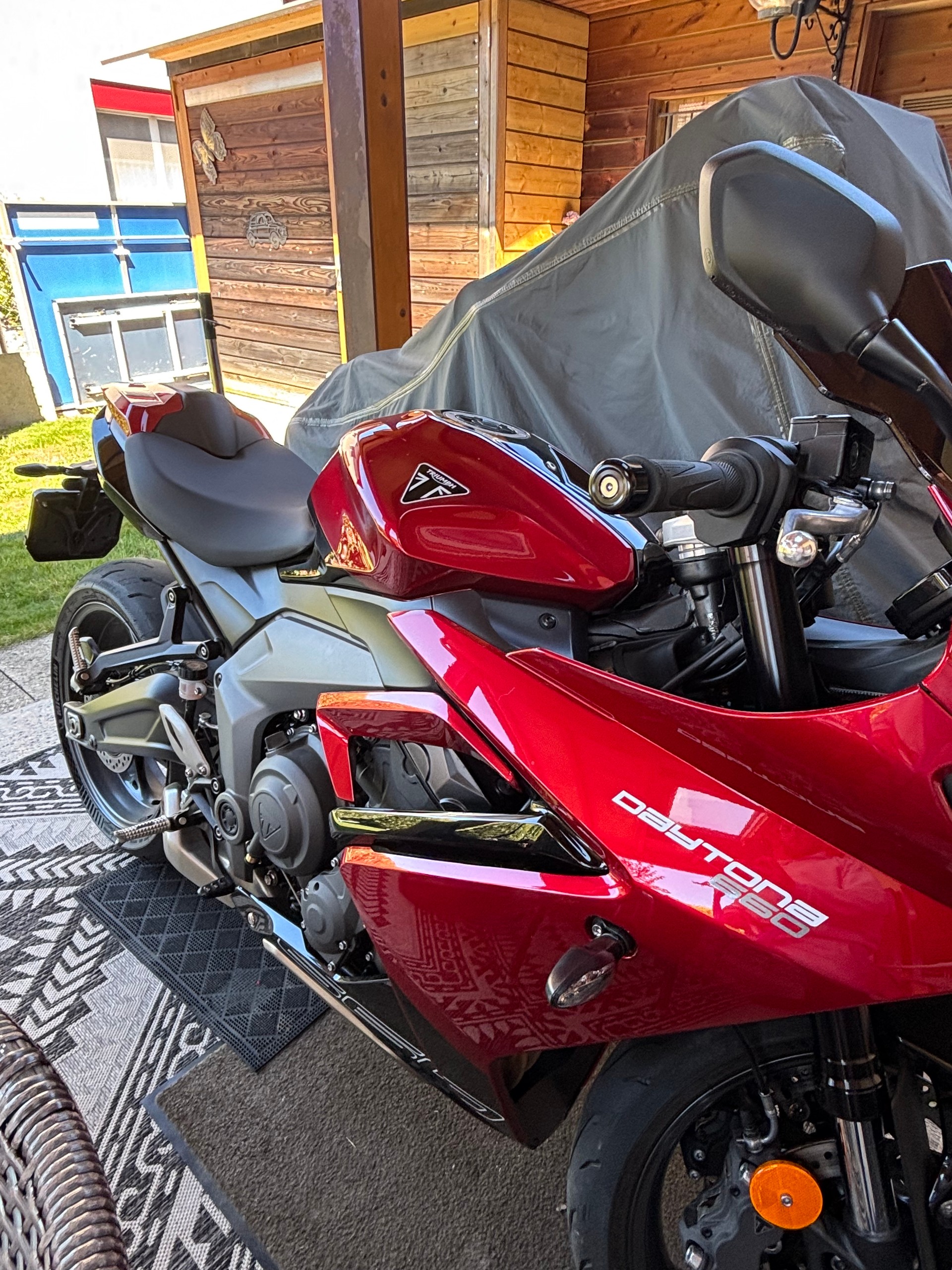 TRIUMPH Daytona 660-image-5