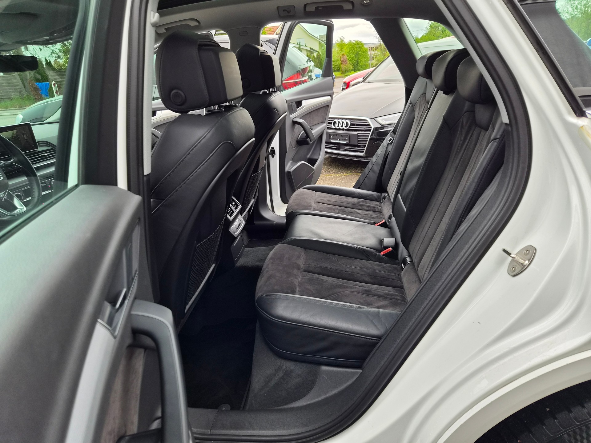 AUDI Q5 2.0 TDI sport quattro S-tronic-image-8