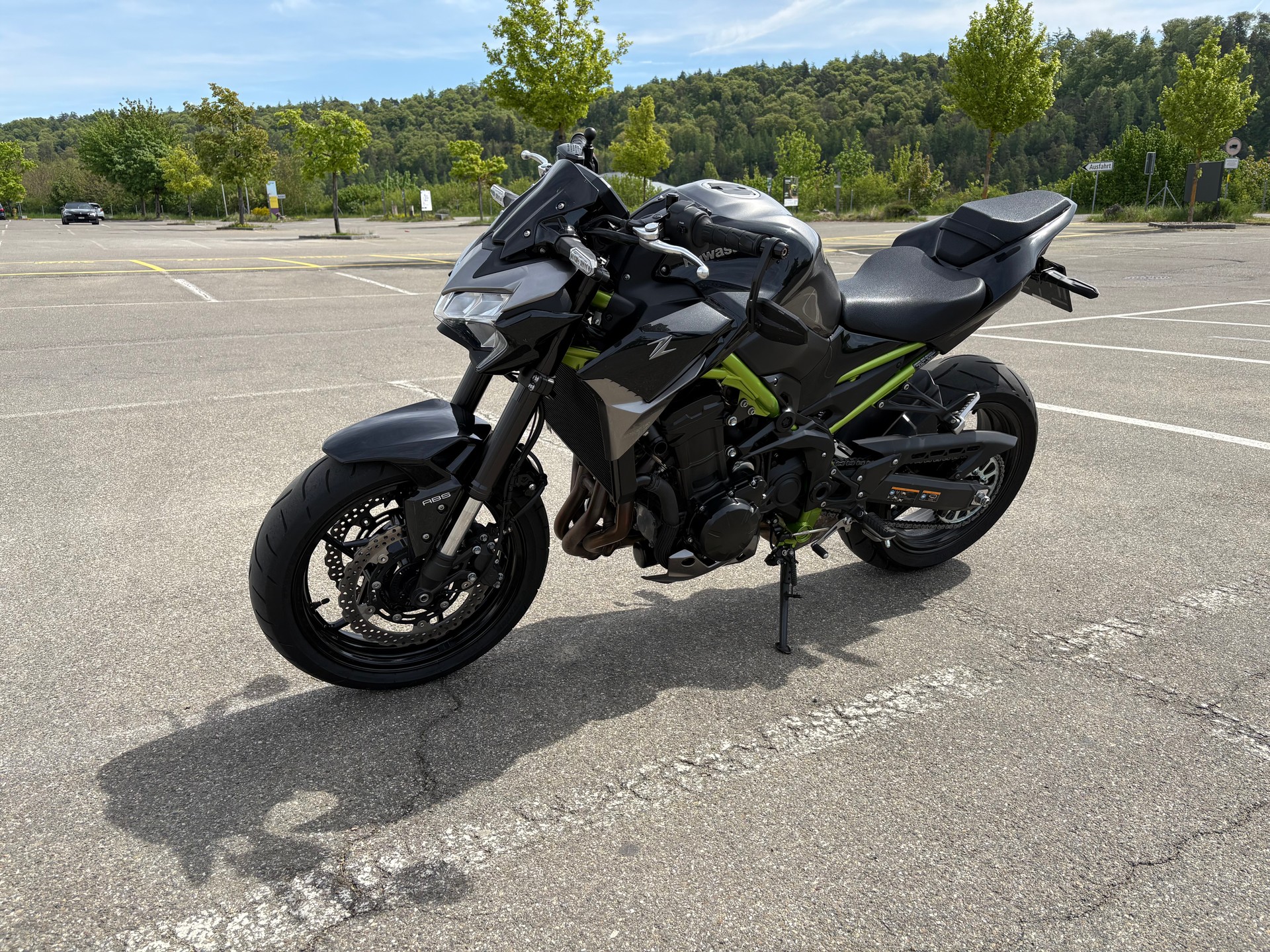 KAWASAKI Z 900-image-4